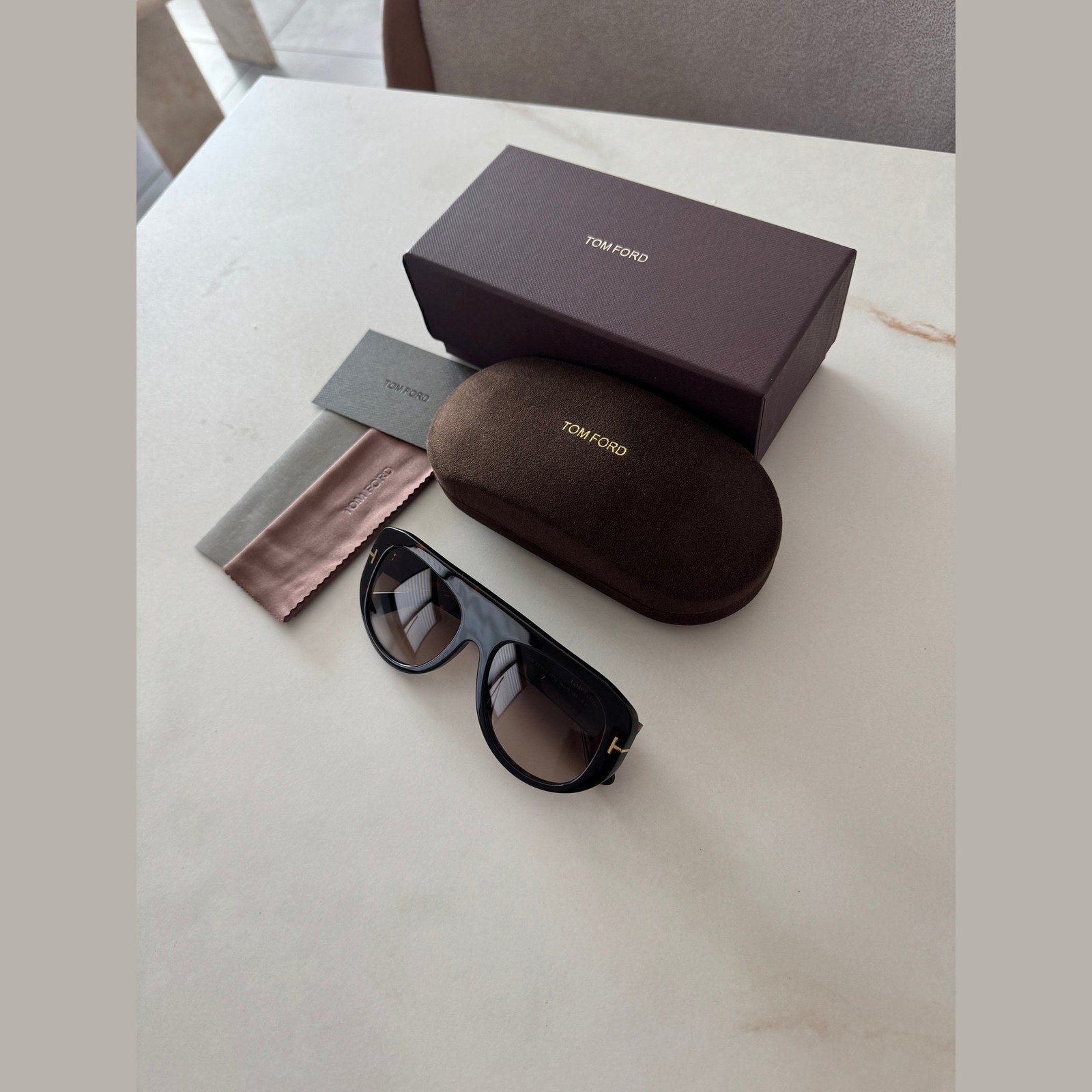 Image of משקפי שמש TOM FORD
