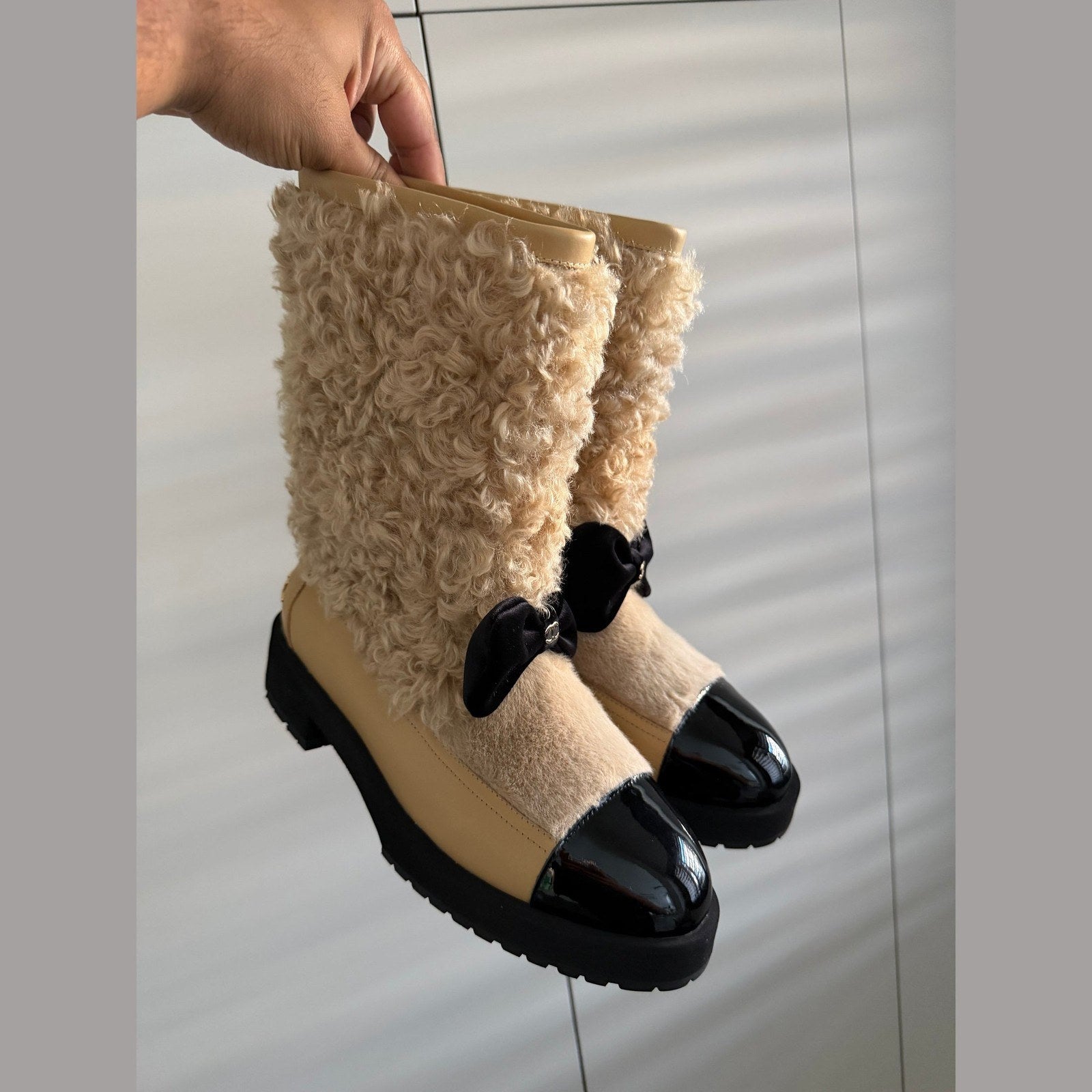 Chanel boots במלאי