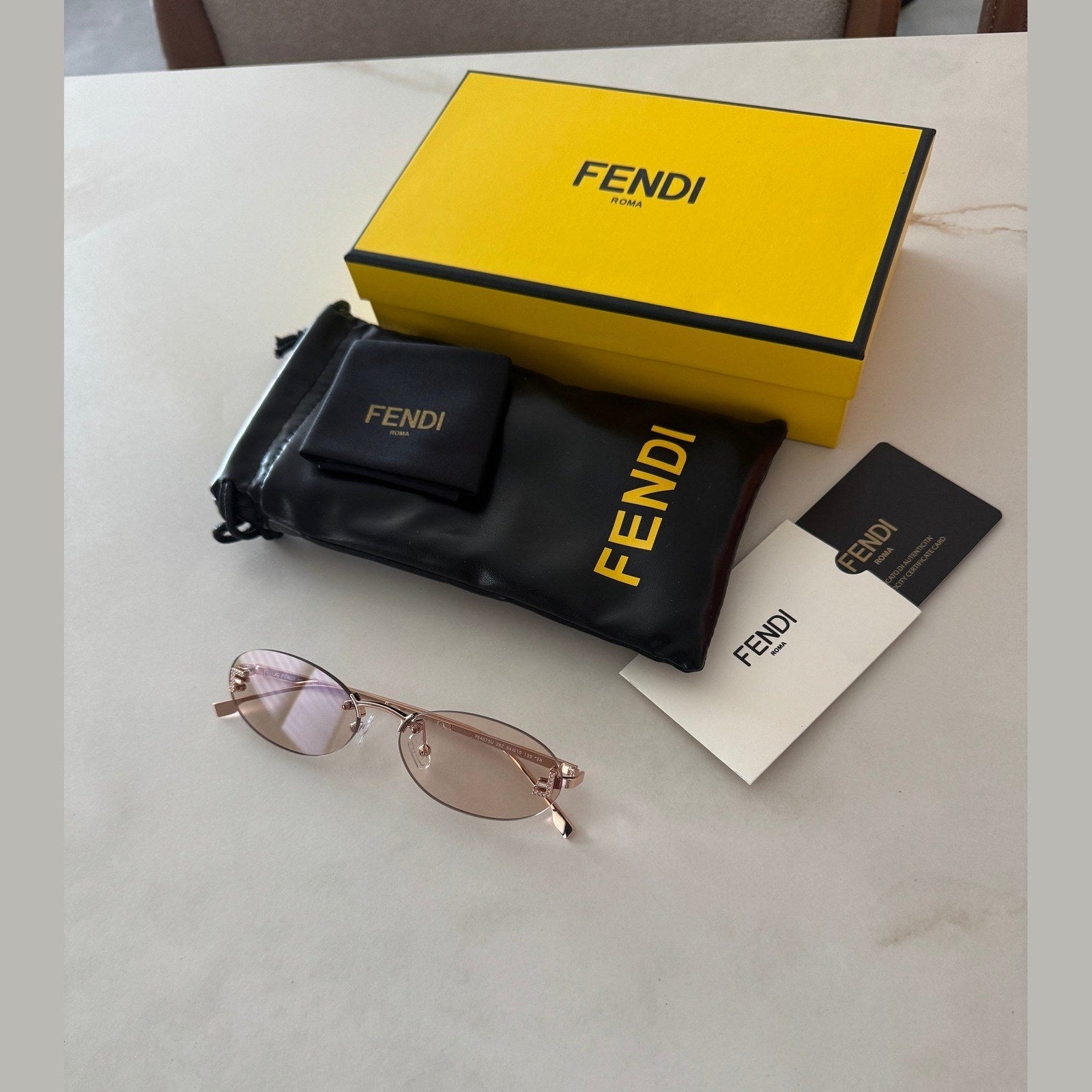 FENDI - משקפי שמש