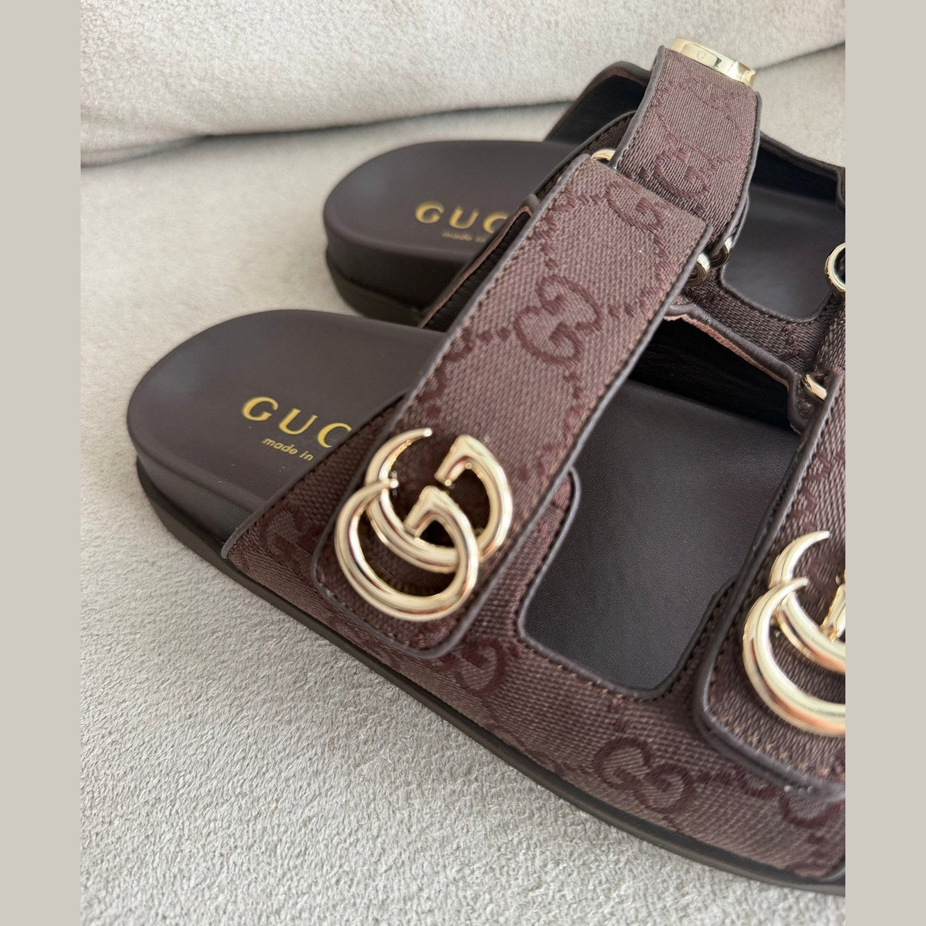 Image of Gucci sandals במלאי