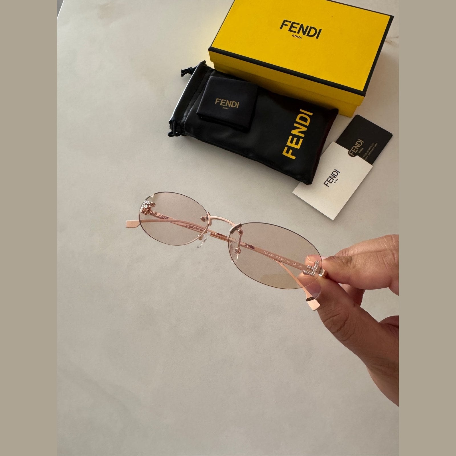 Image of FENDI - משקפי שמש