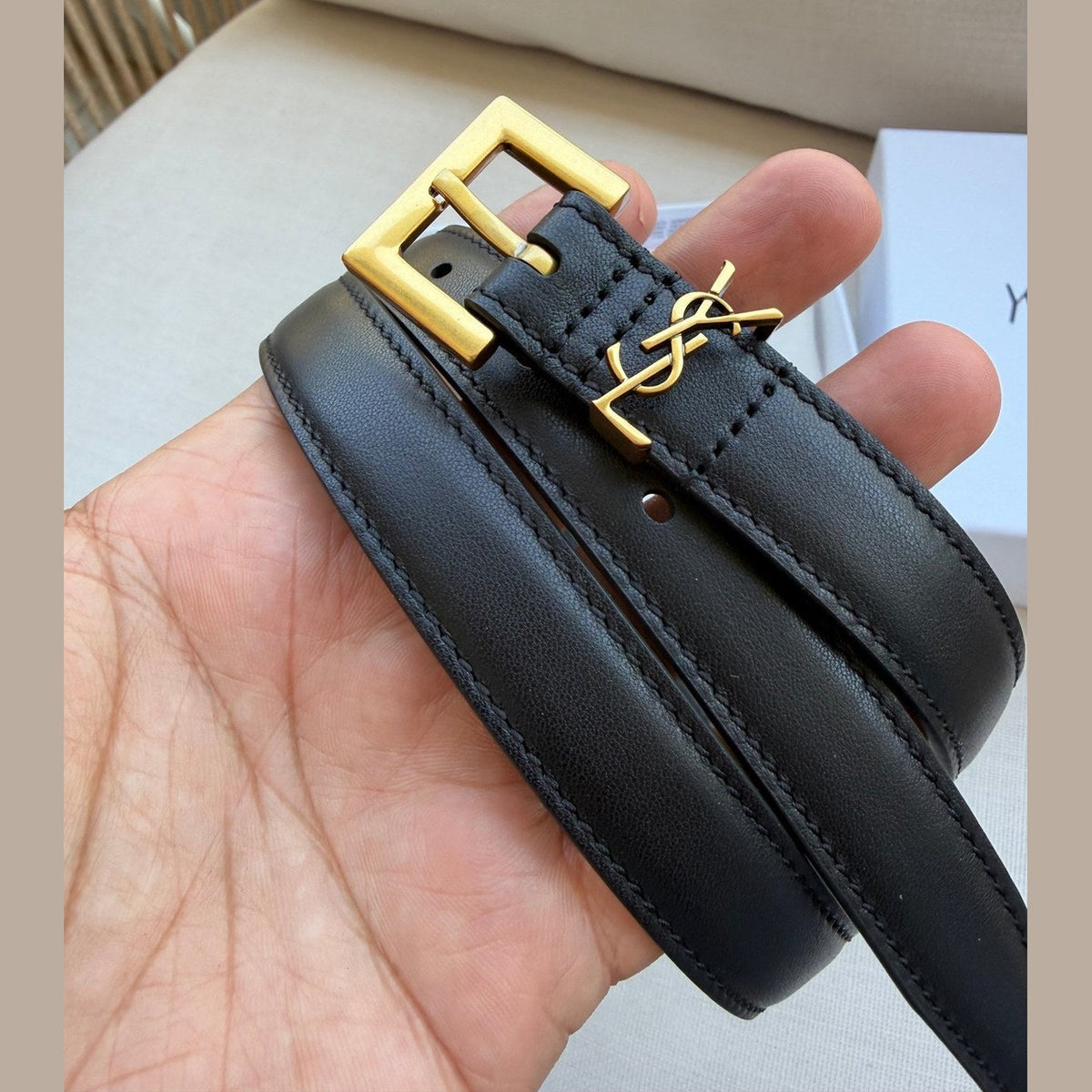 Saint Laurent - חגורת עור 2 סמ במלאי