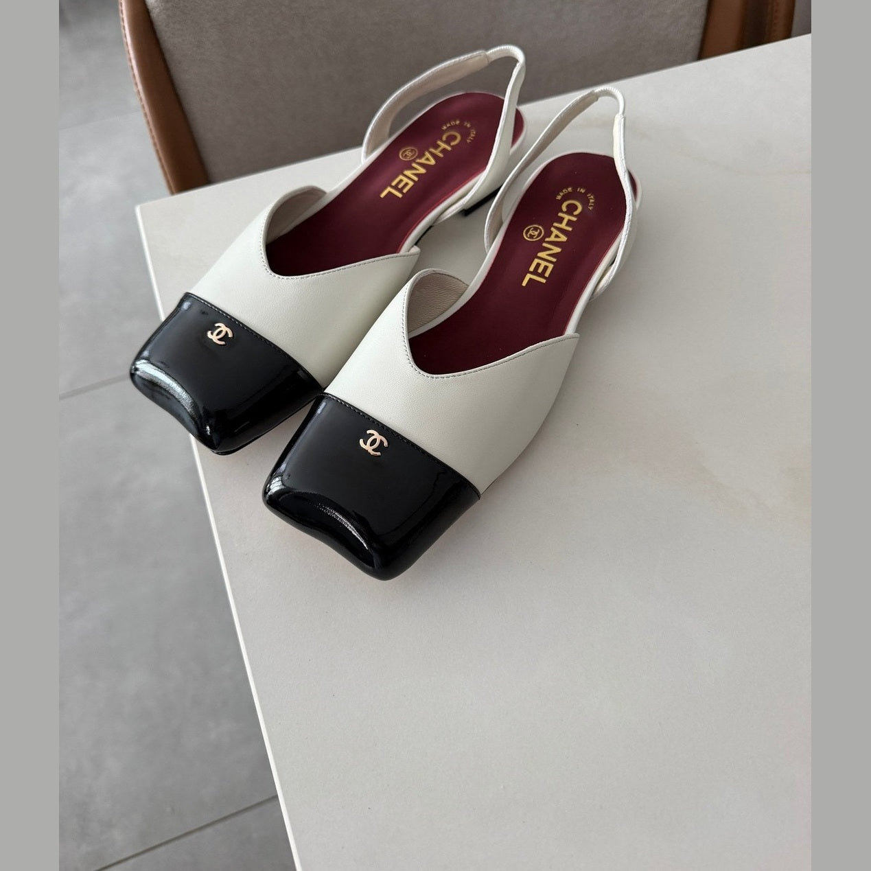 Image of Chanel slingback במלאי