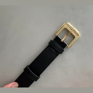 חגורת עור Miu Miu במלאי