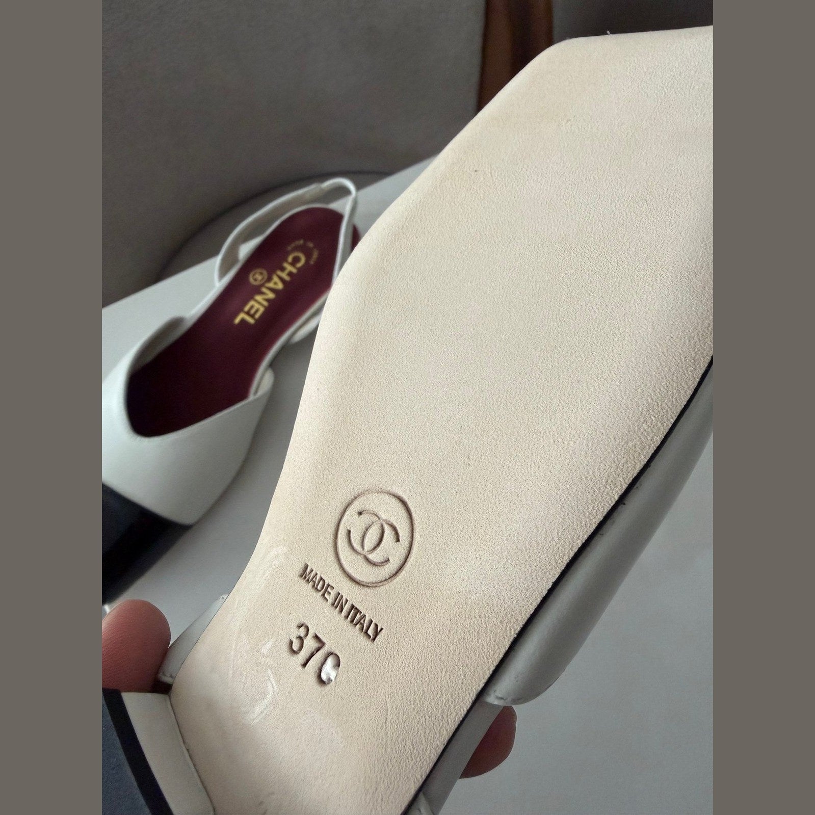 Chanel slingback במלאי