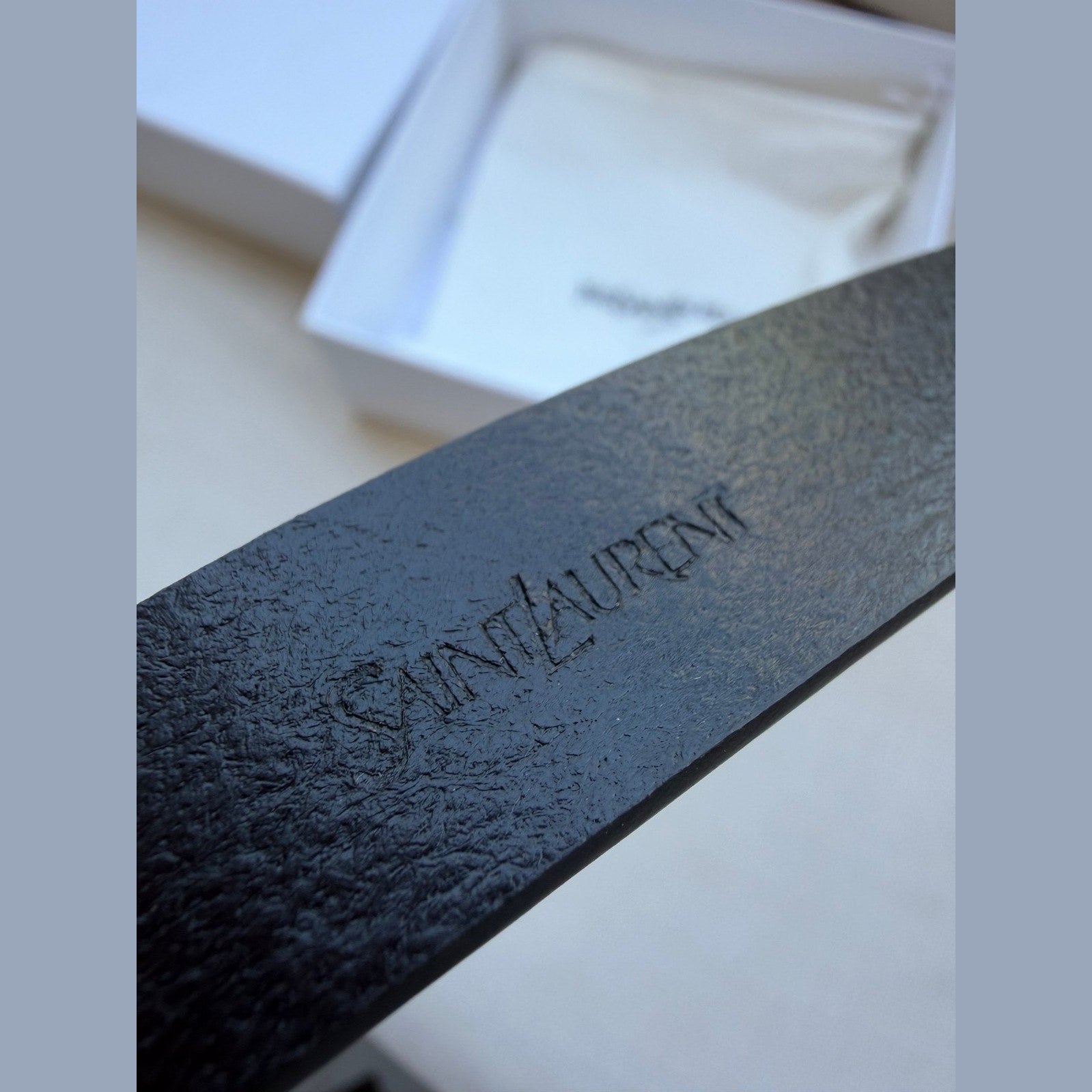 Image of Saint Laurent - חגורת עור 2 סמ במלאי