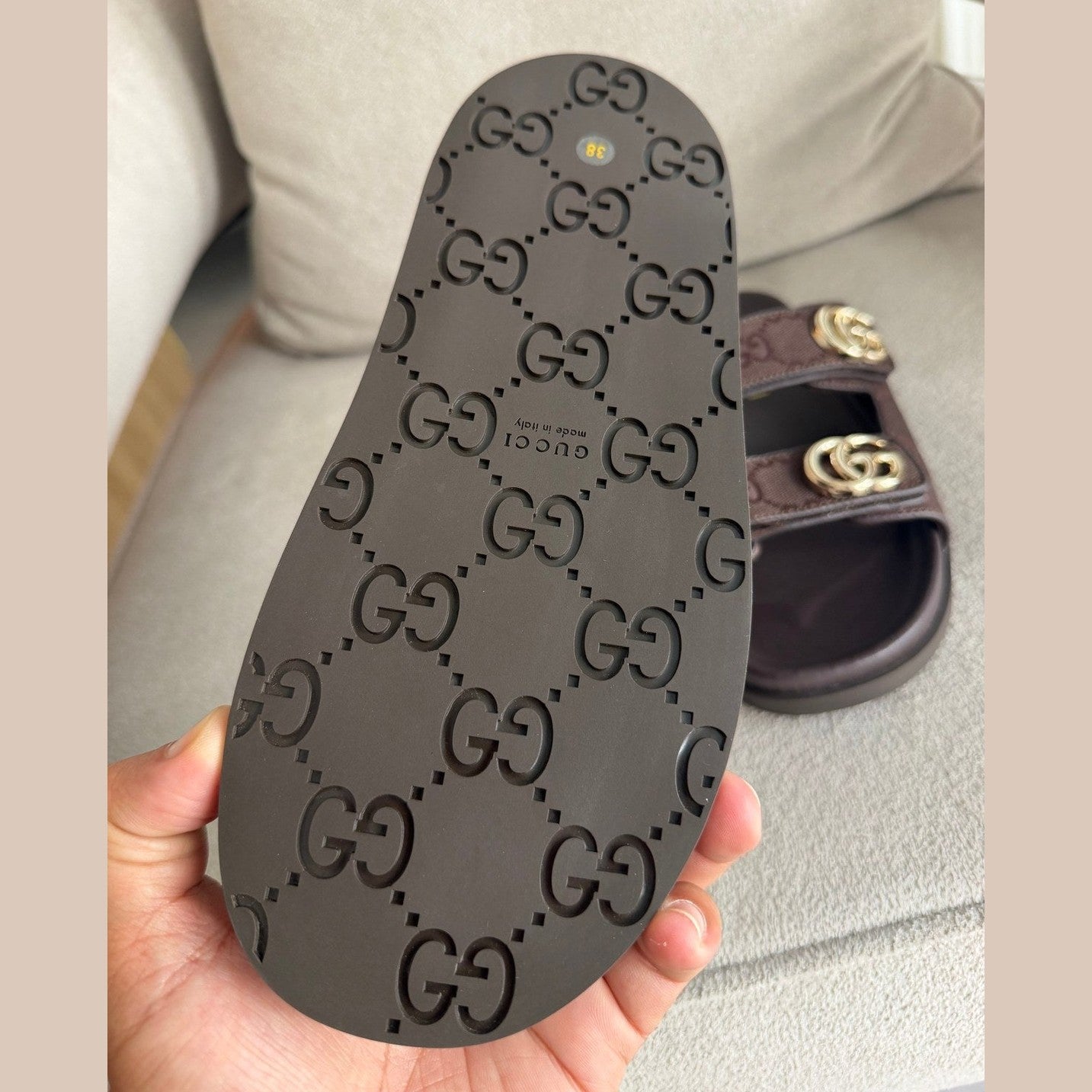 Image of Gucci sandals במלאי