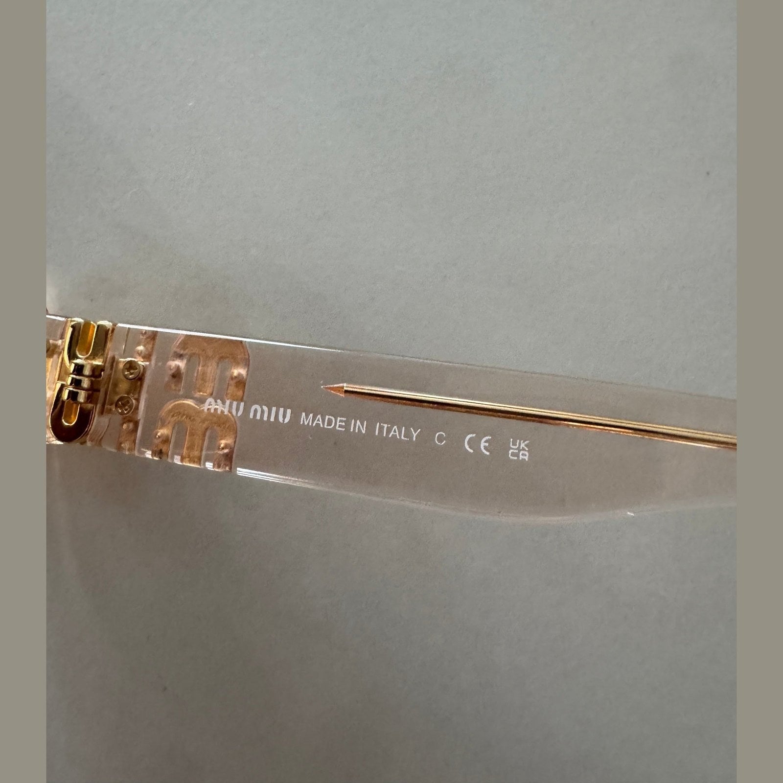 Image of מיו מיו משקפי שמש