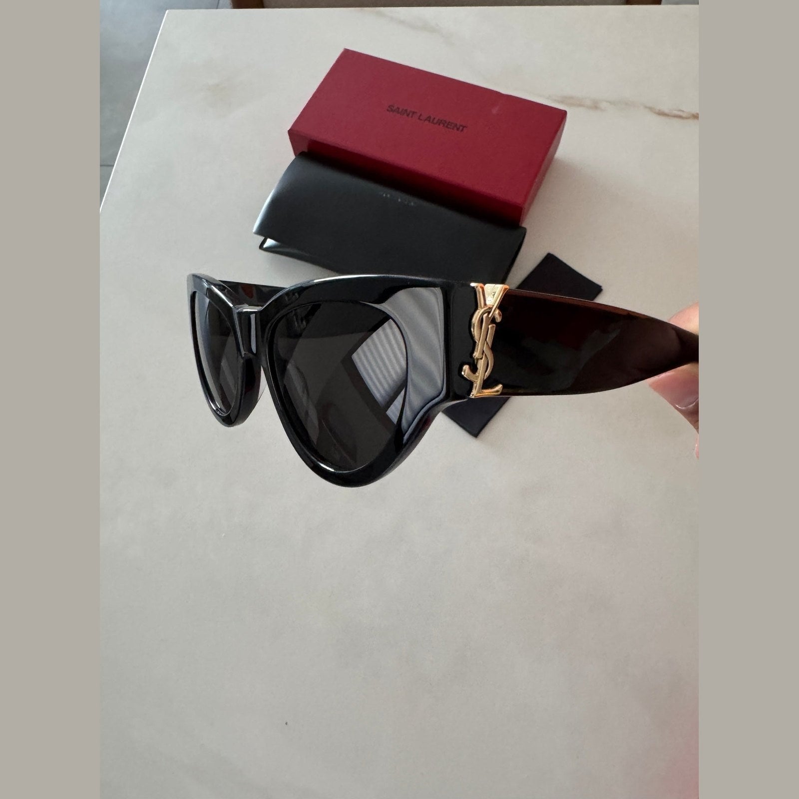 Saint Laurent - משקפי שמש
