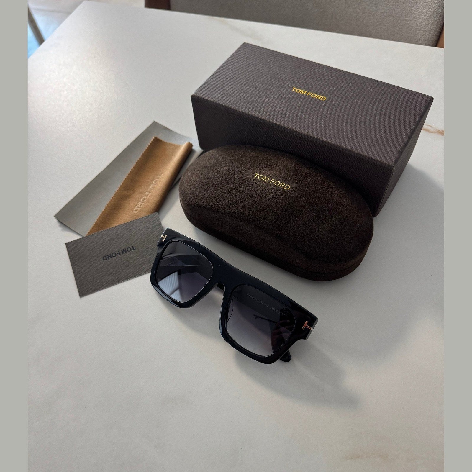 Image of משקפי שמש TOM FORD