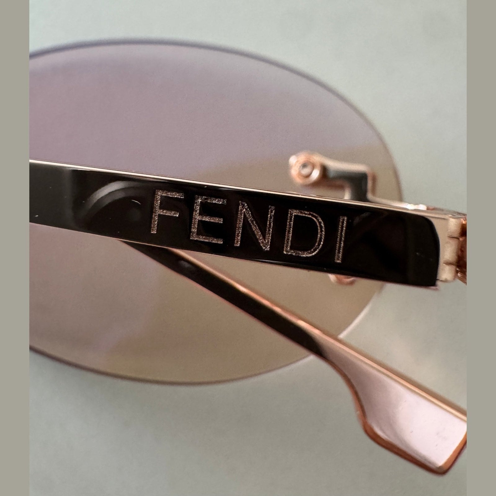 FENDI - משקפי שמש