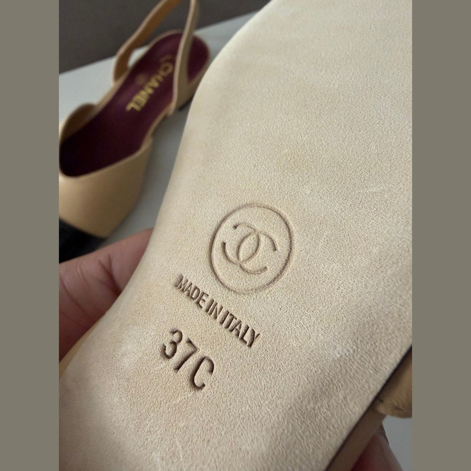 Chanel slingback במלאי