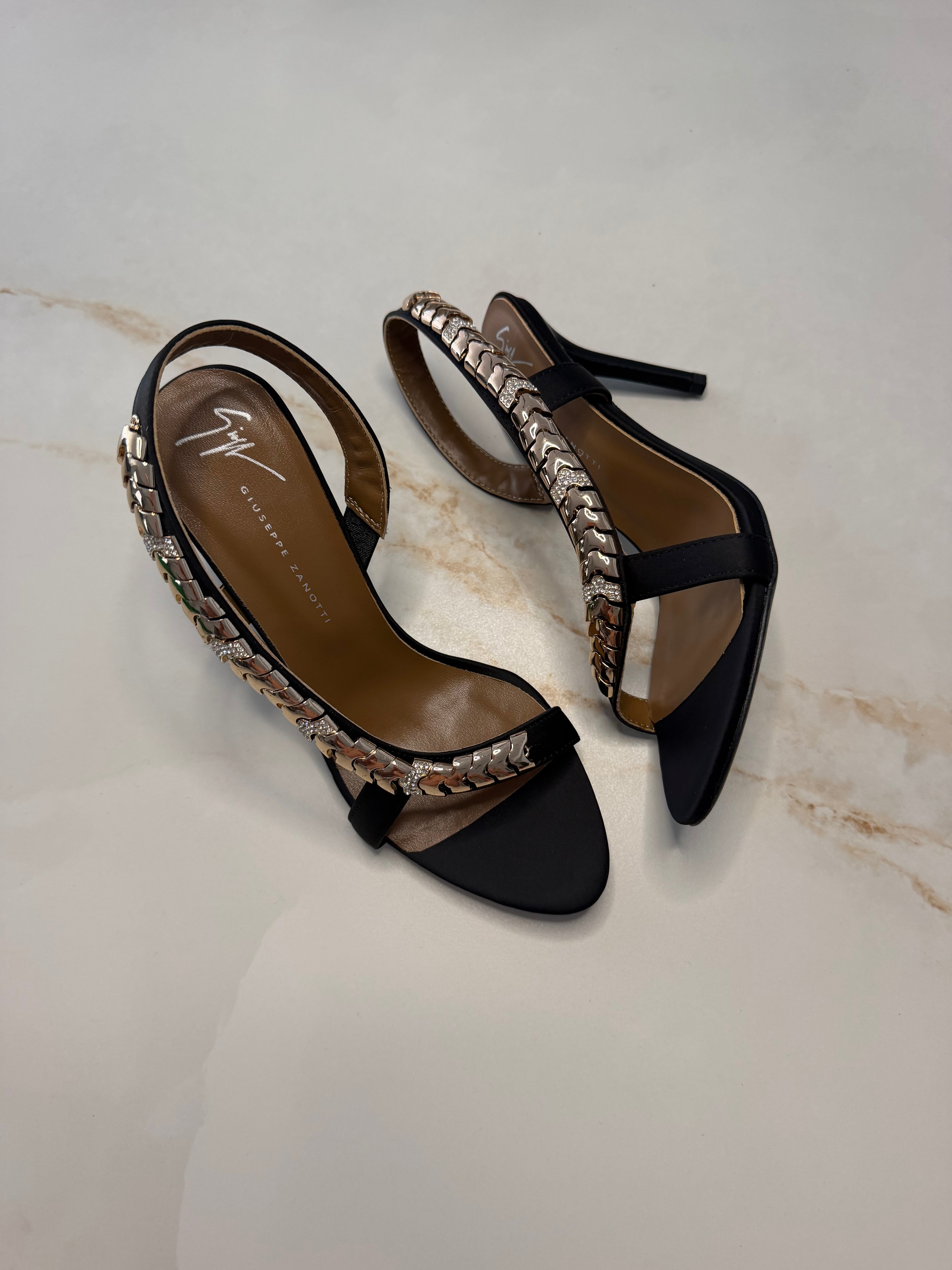 Image of Zanotti heels במלאי