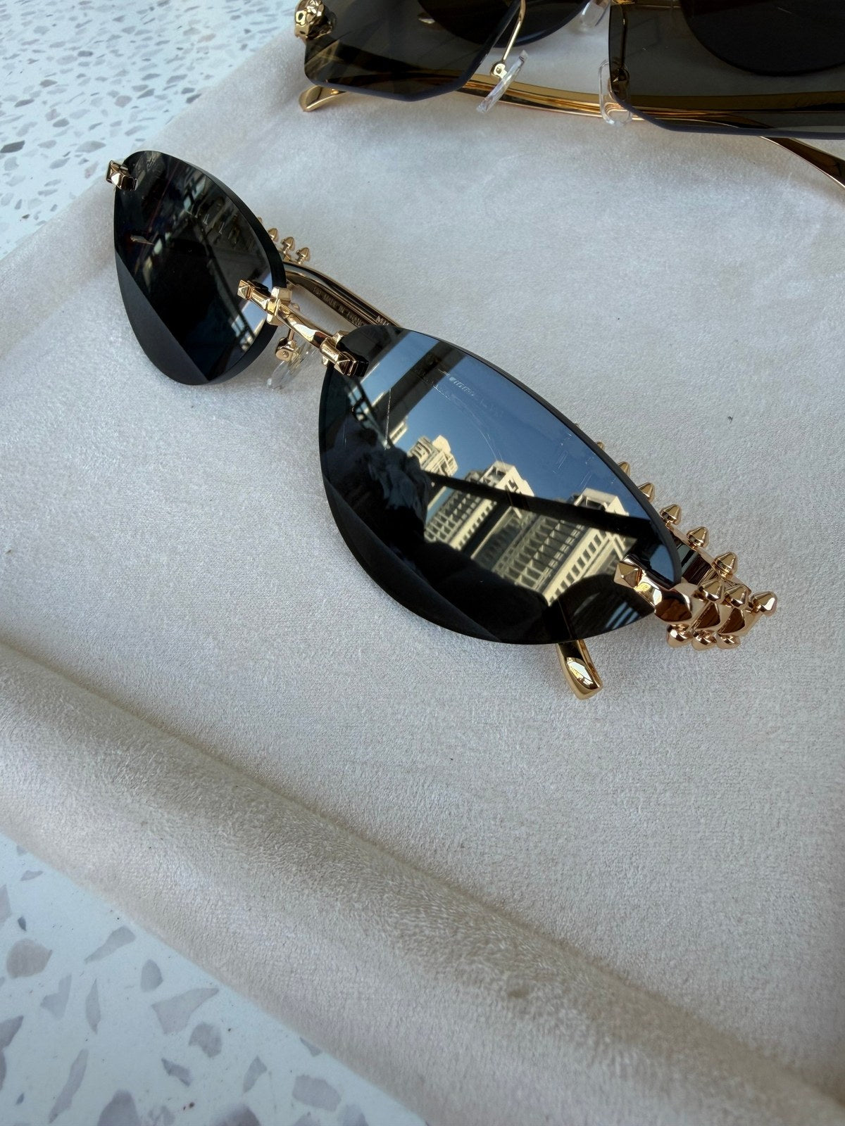 Image of Cartier - sunglasses במלאי