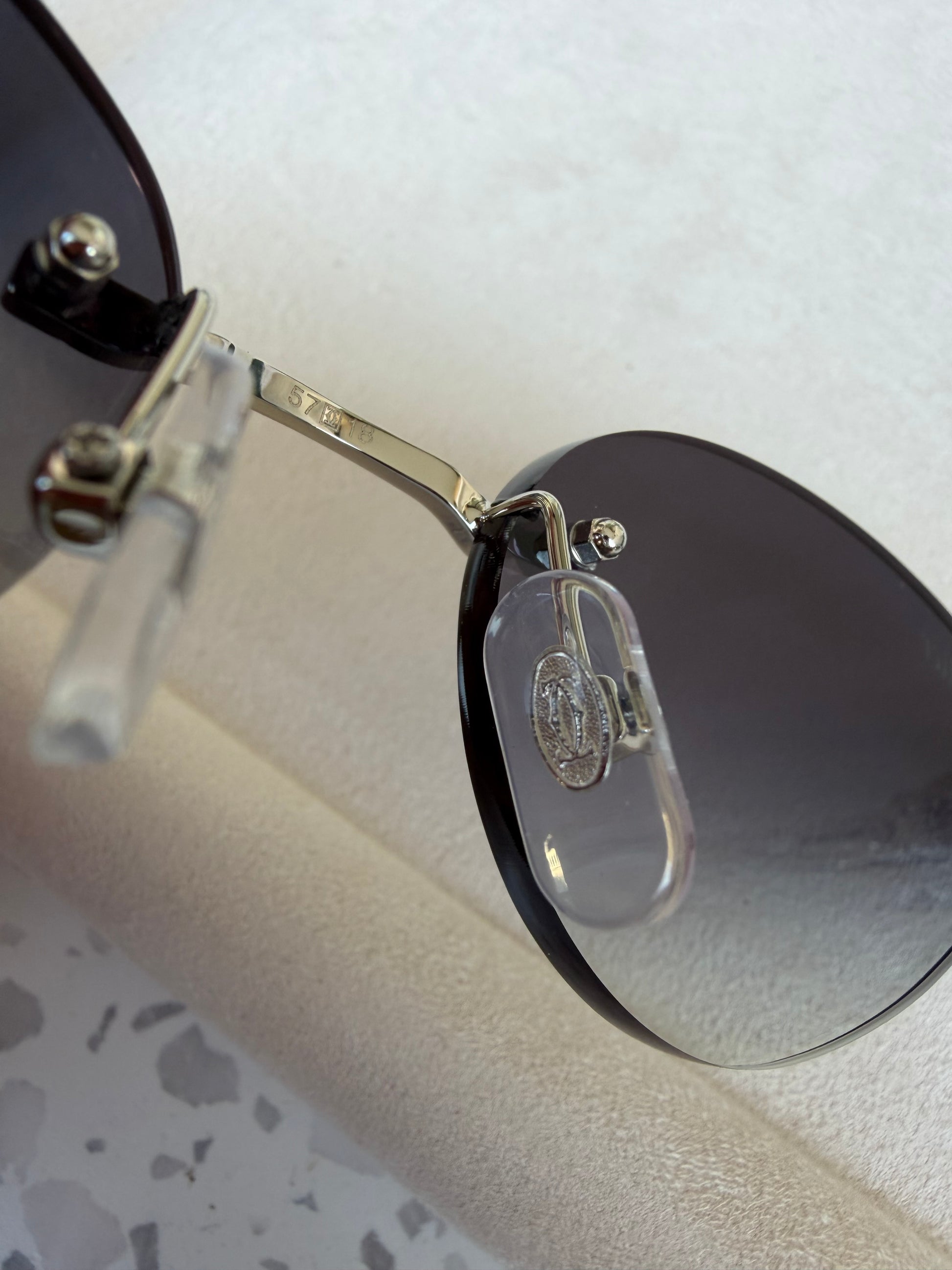 Cartier - sunglasses במלאי