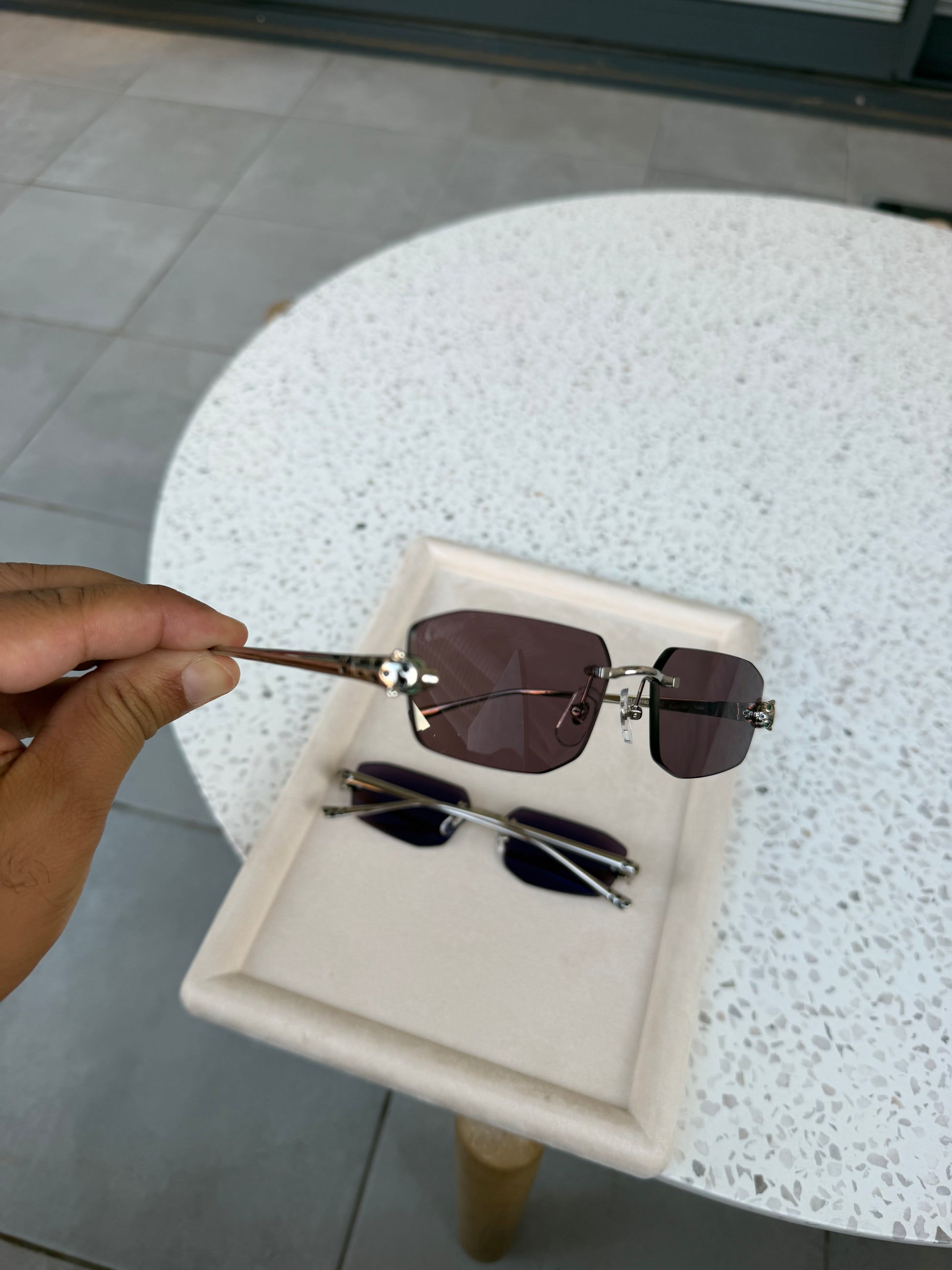 Cartier - sunglasses במלאי