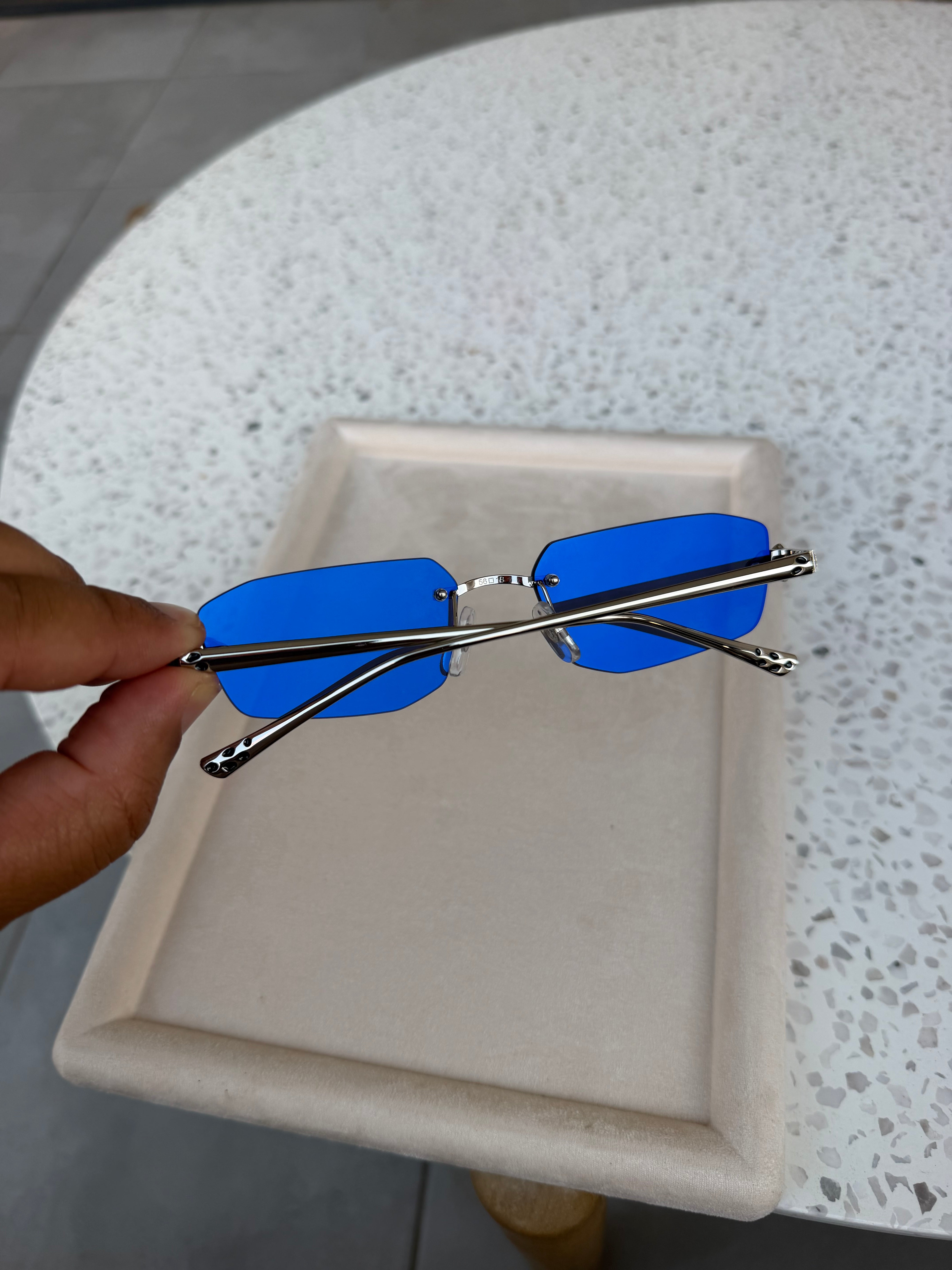 Image of Cartier - sunglasses במלאי