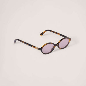 מיו מיו משקפי שמש אובליות מסגרת מנומרת לנשים