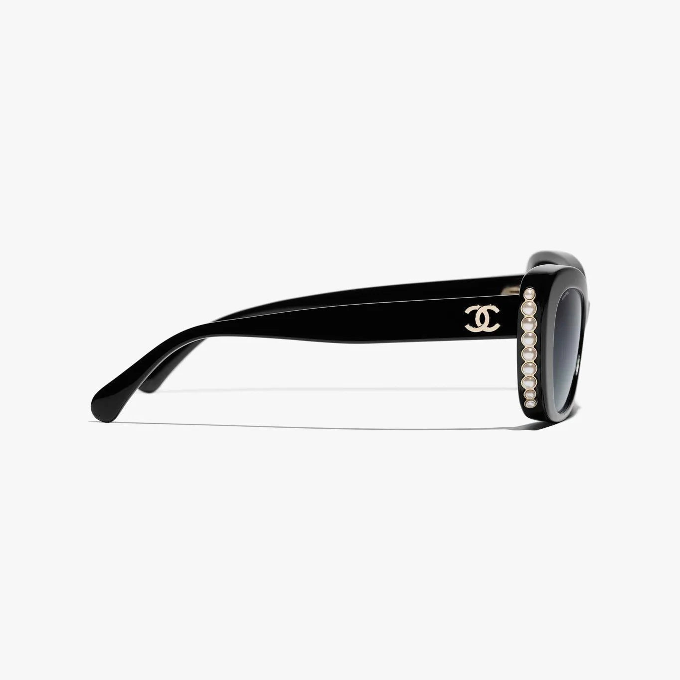 משקפי שמש CHANEL, מסגרת פלסטיק משולב, צבע שחור, הגנה 100% מפני UVA/UVB, מתאימות לעדשות ראיה, משקפיים לוגו.