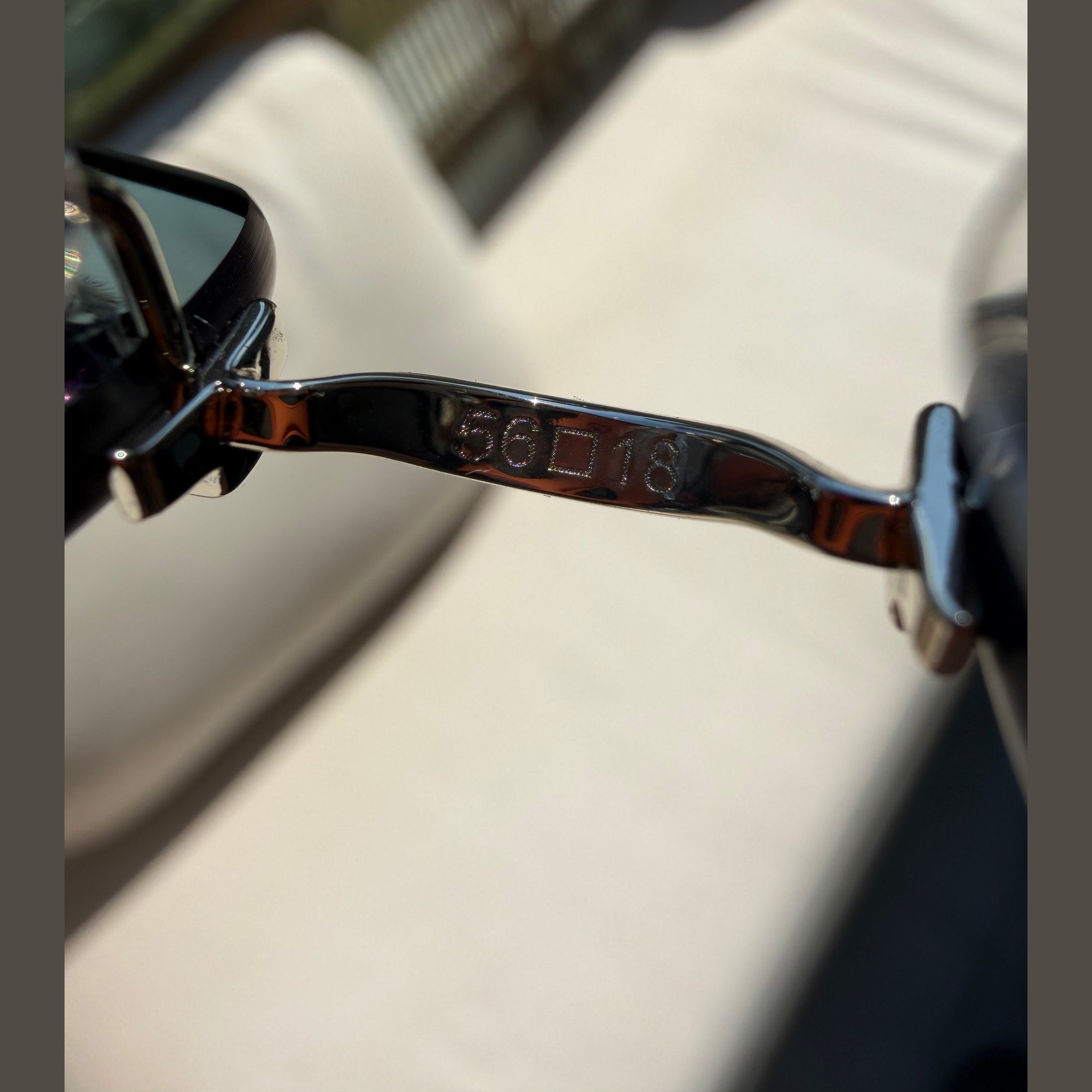 Image of Cartier - sunglasses במלאי