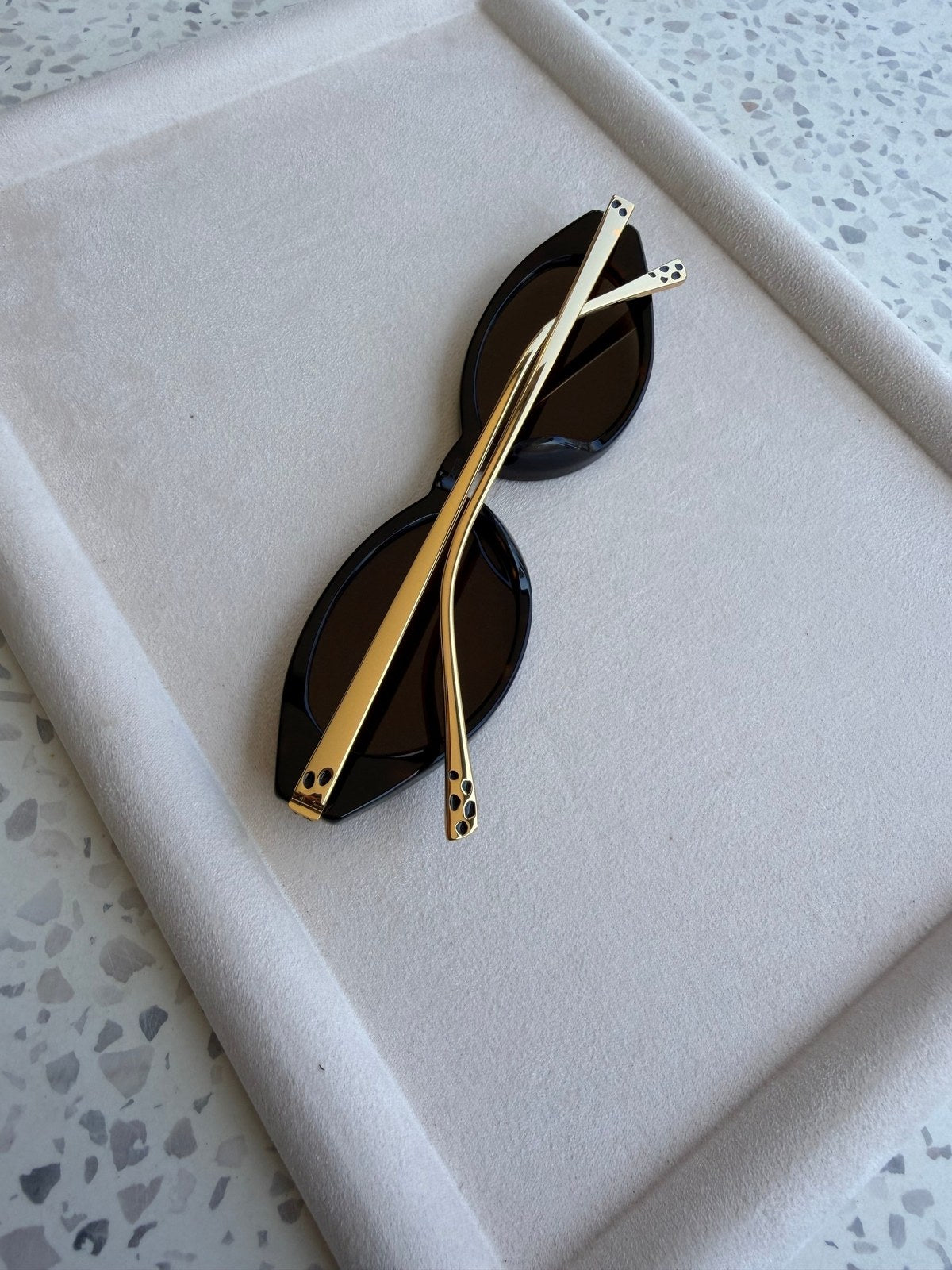 Image of Cartier - sunglasses במלאי