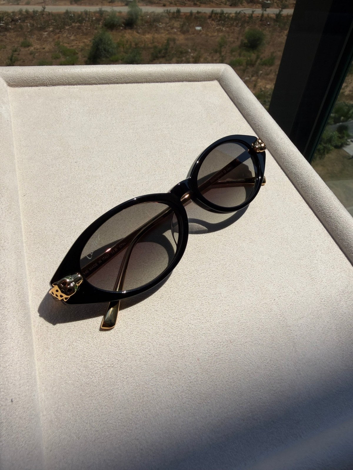 Image of Cartier - sunglasses במלאי