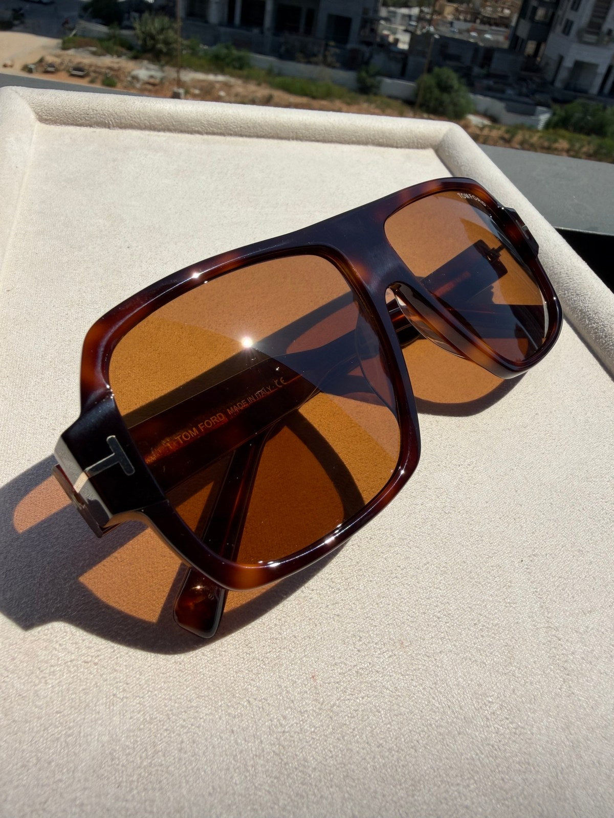 Image of משקפי שמש TOM FORD