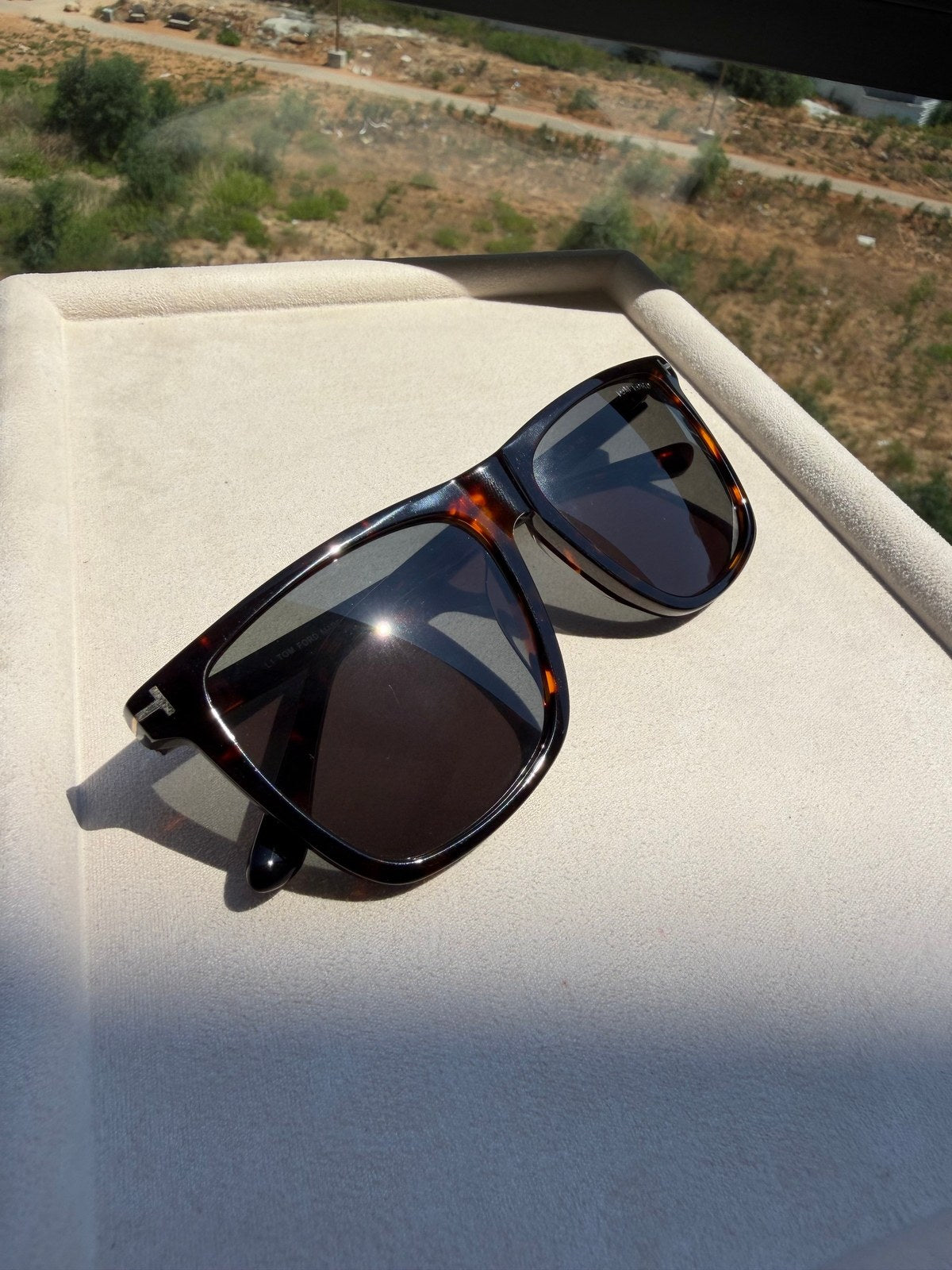 Image of משקפי שמש TOM FORD