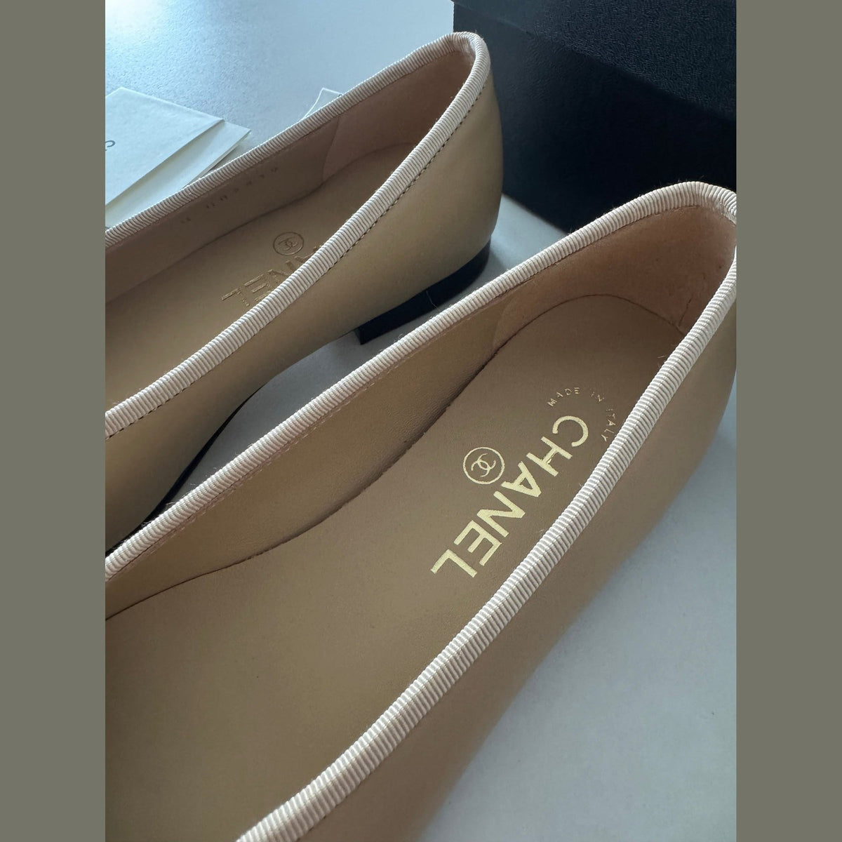 CHANEL BALLET FLATS במלאי
