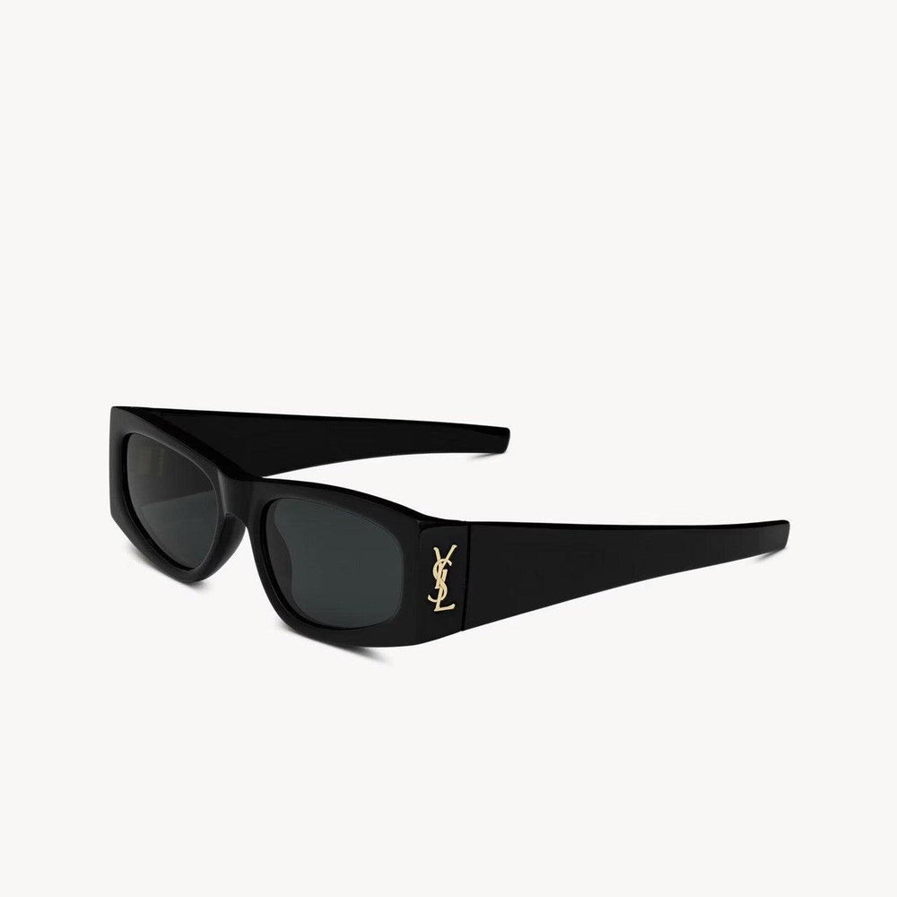 משקפי שמש SL עם מסגרת פלסטיק שחורה, הגנה 100% מפני UVA/UVB, רפידות אף מתכווננות.