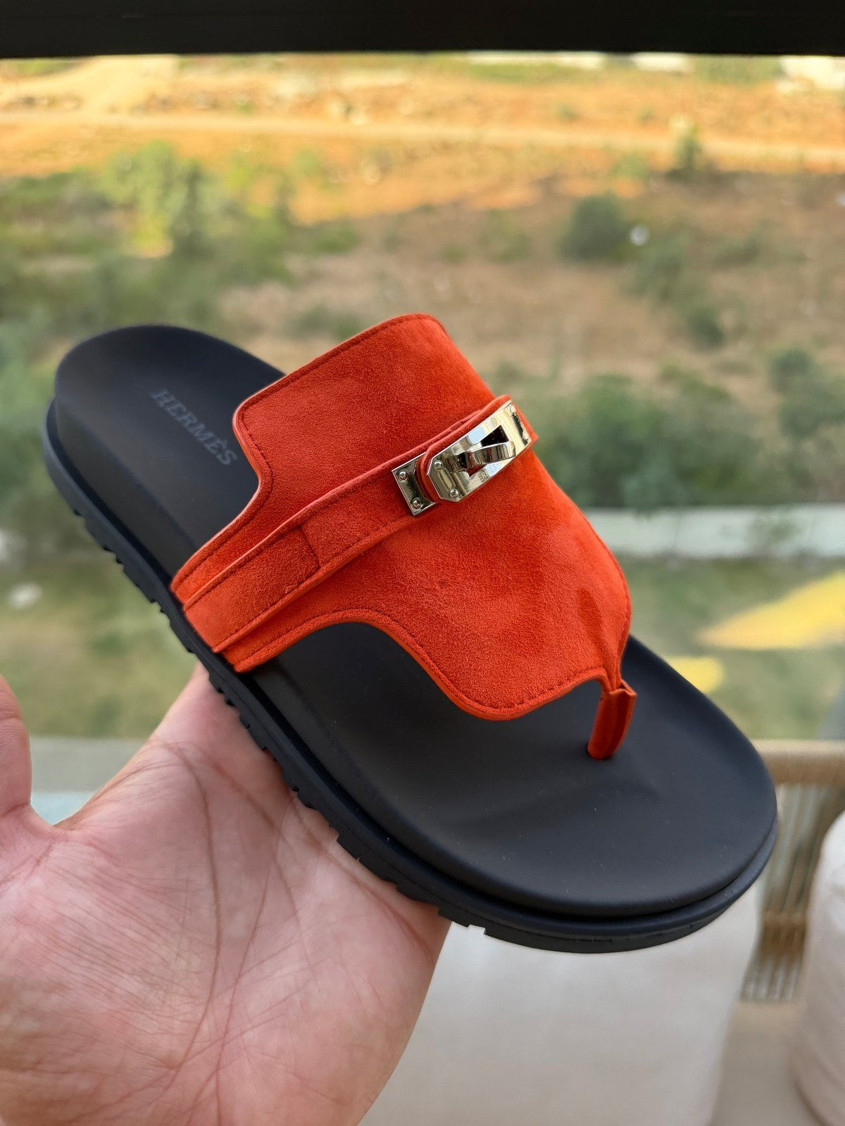 Hermes Empire כתום במלאי