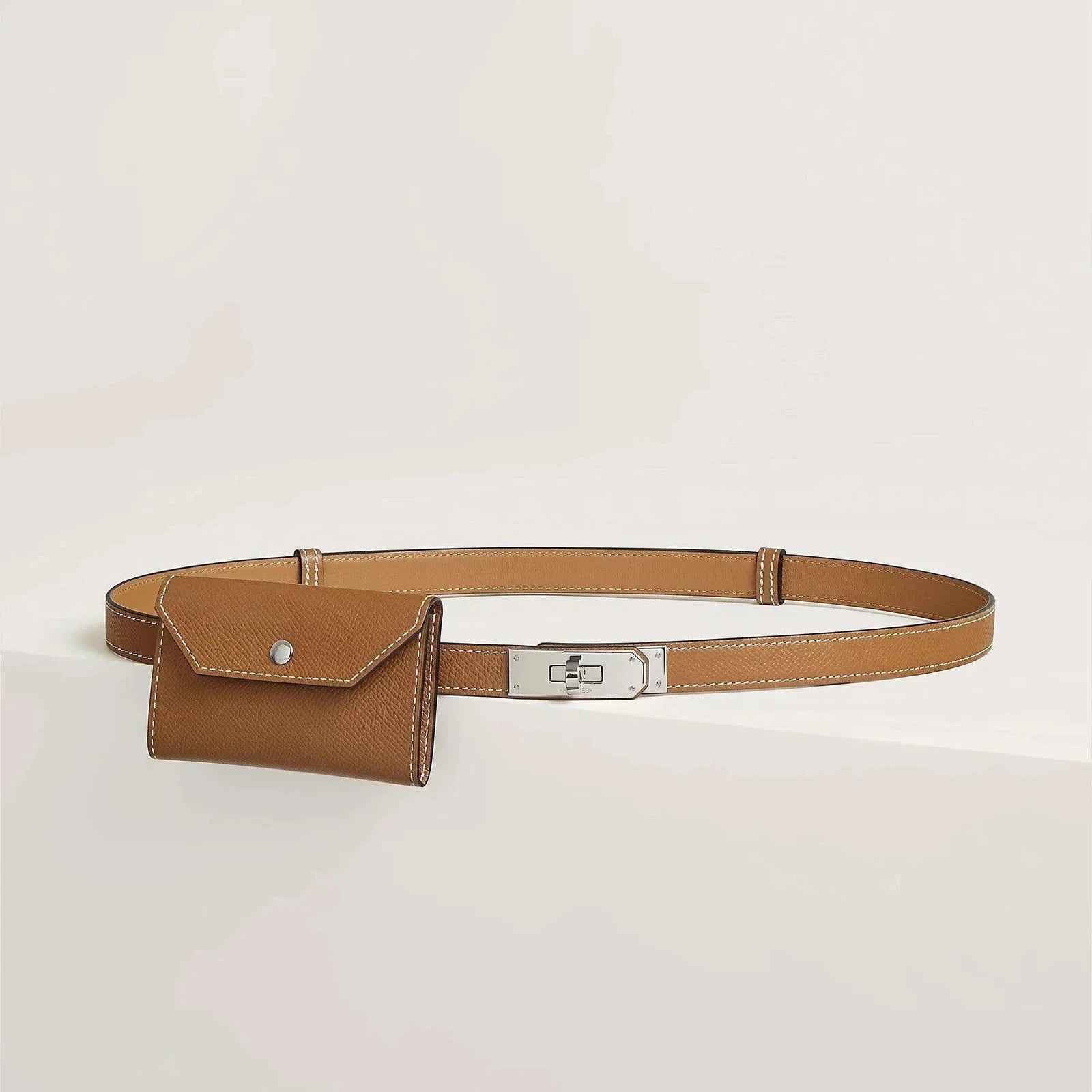 חגורה קלי תיק Hermès, יוקרתית מעור פרימיום עם אבזם מתכתי כסוף, עיצוב אלגנטי, מתאימה לכל סגנון.