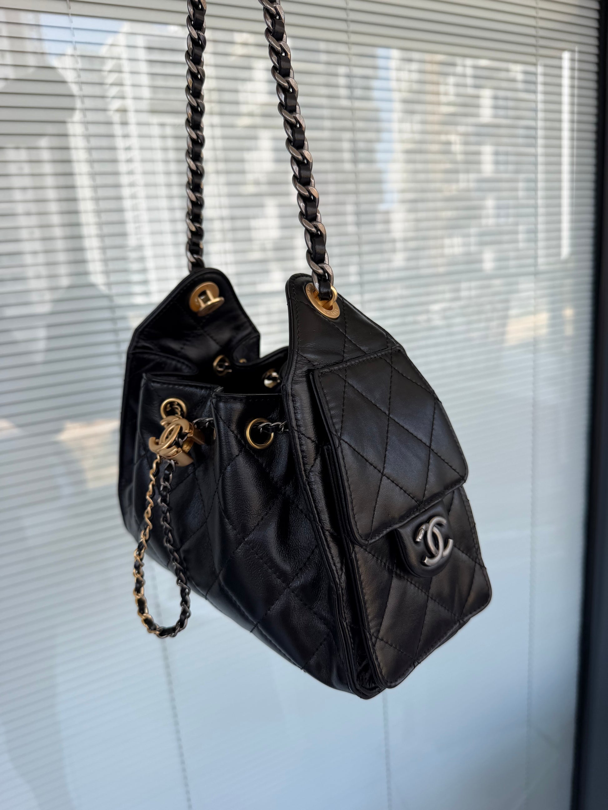 CHANEL 25 mini במלאי