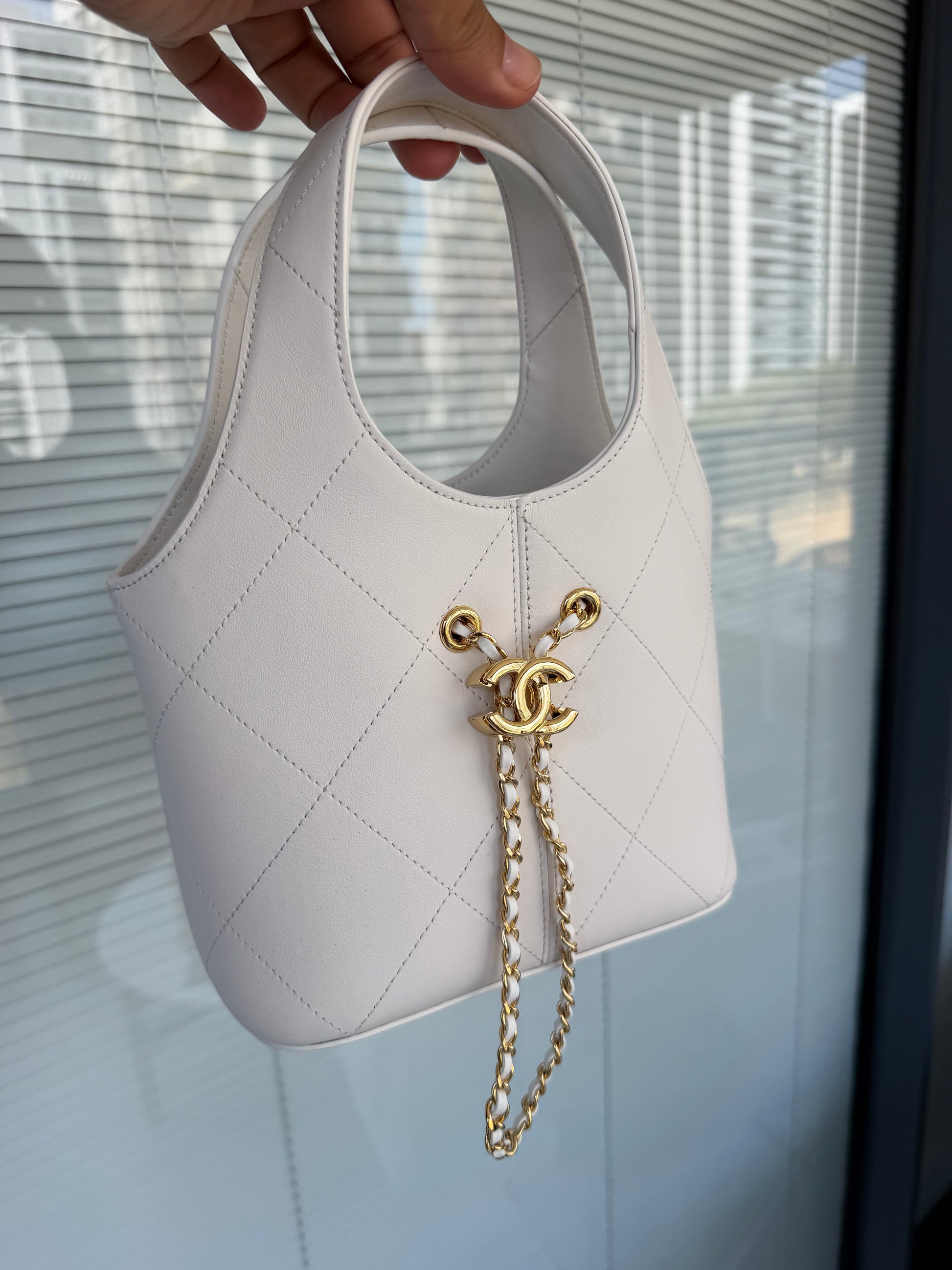 CHANEL bag במלאי