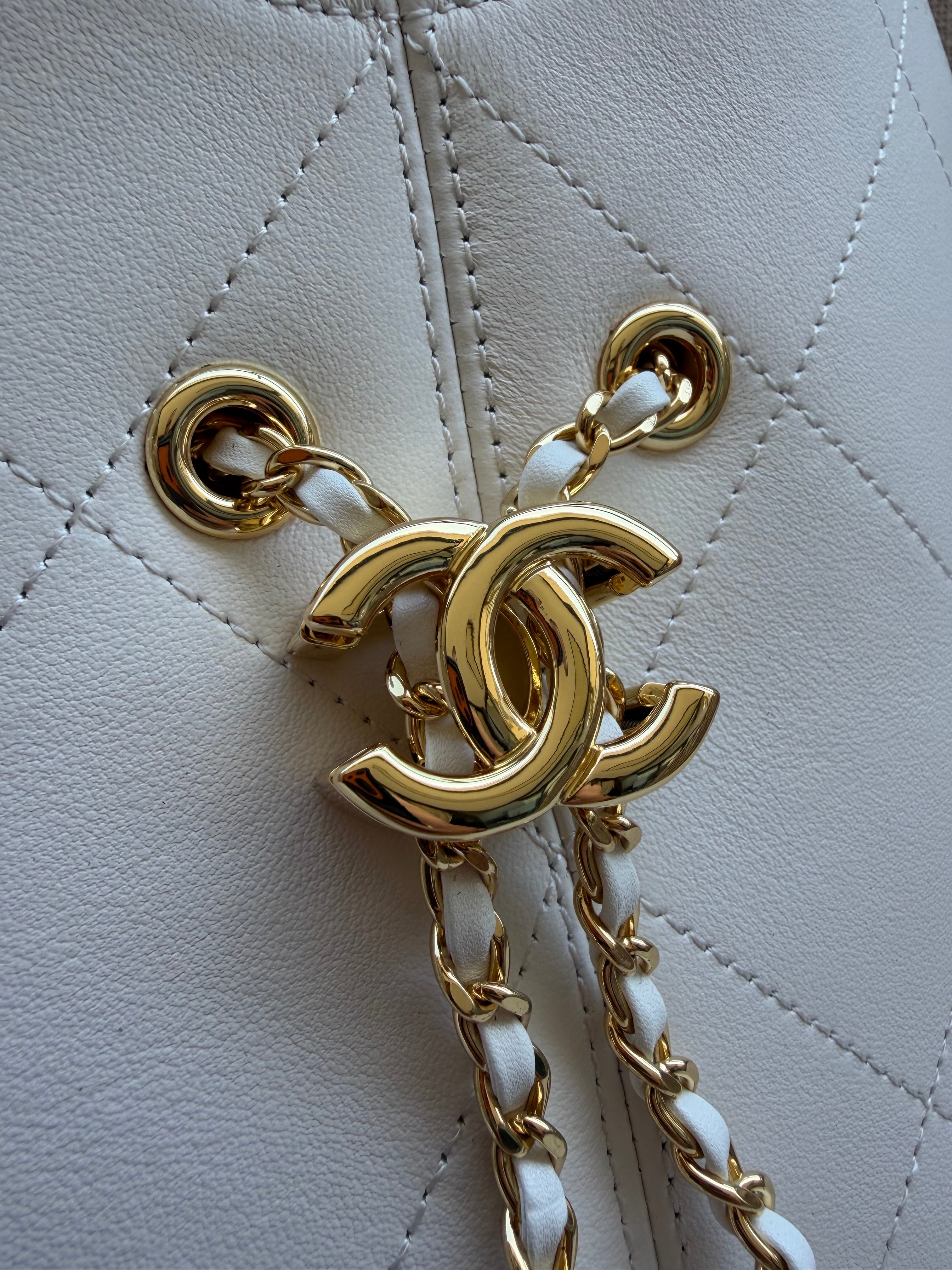 Image of CHANEL bag במלאי