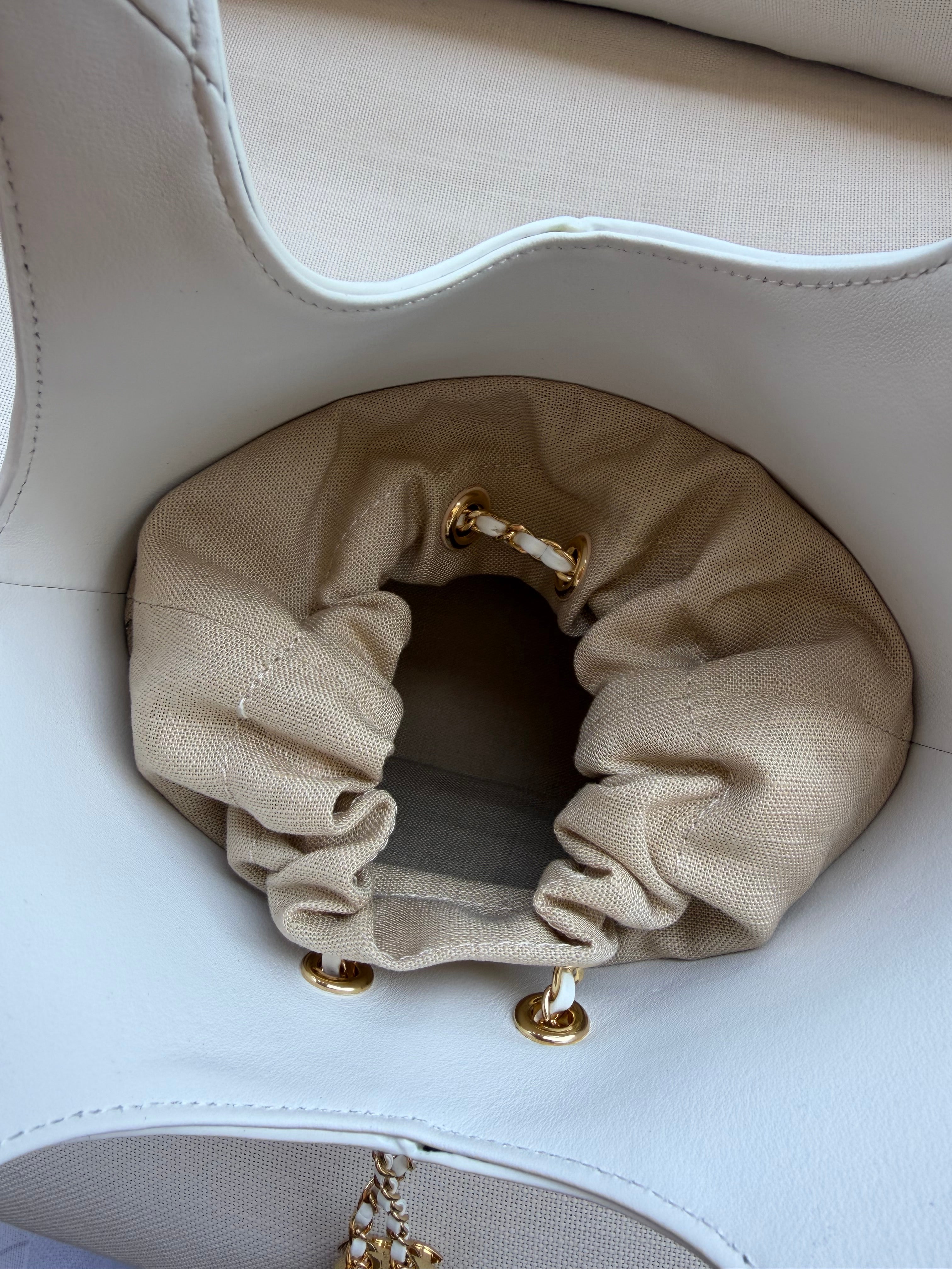 Image of CHANEL bag במלאי
