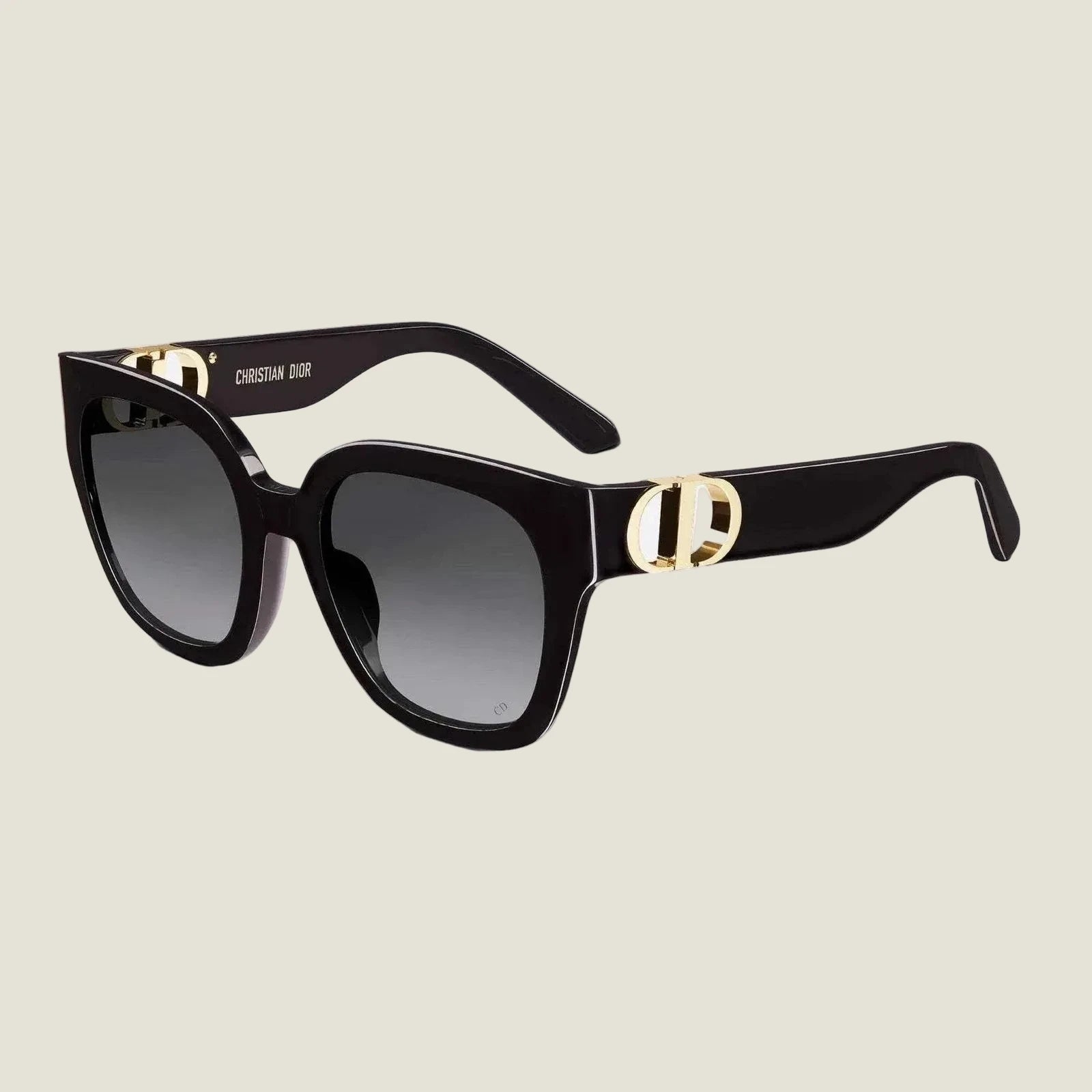 Black plastic timeless sunglasses with adjustable nose pads, UVA/UVB protection, suitable for prescription lenses.