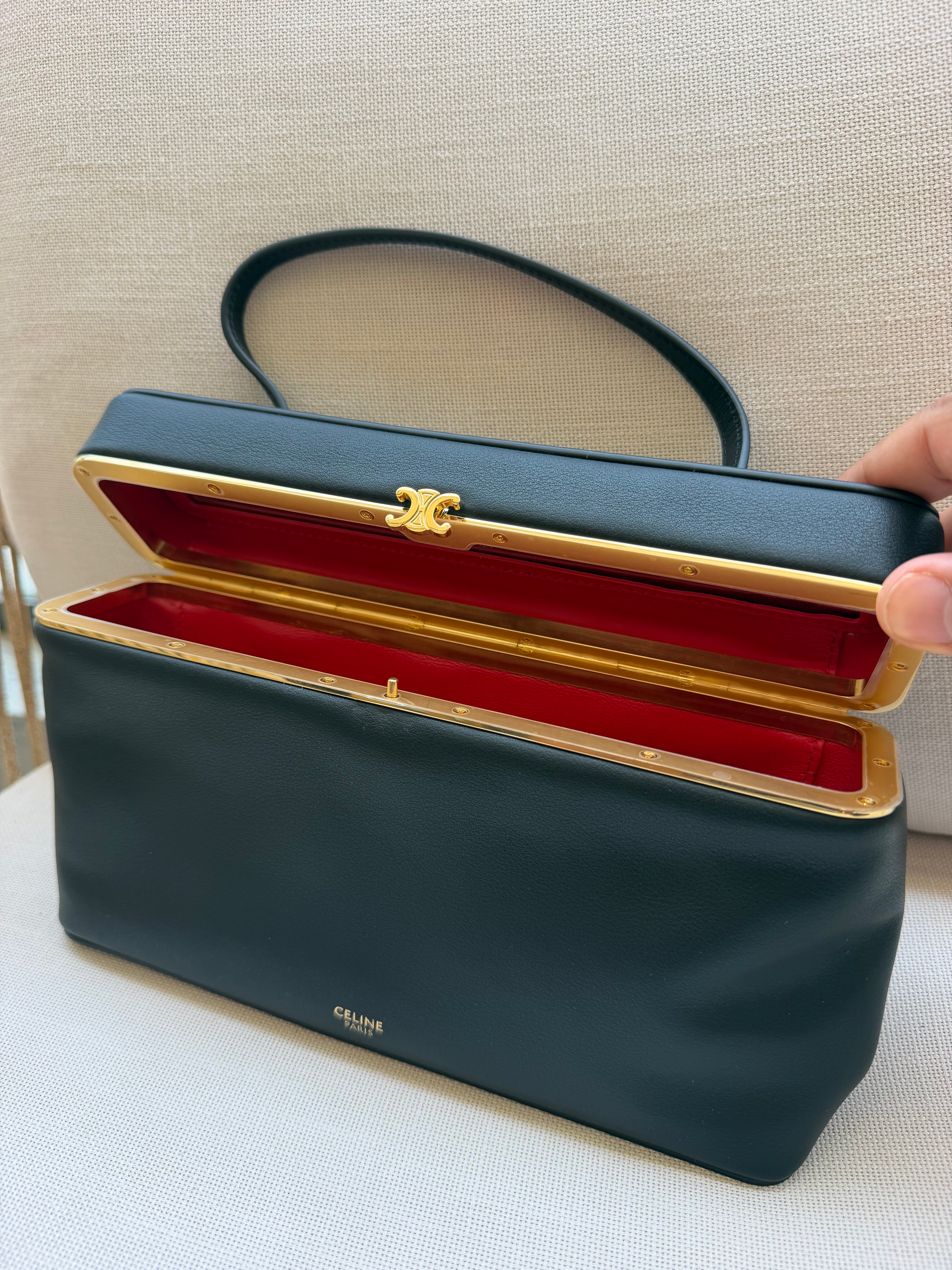 Image of CELINE bag שחור במלאי