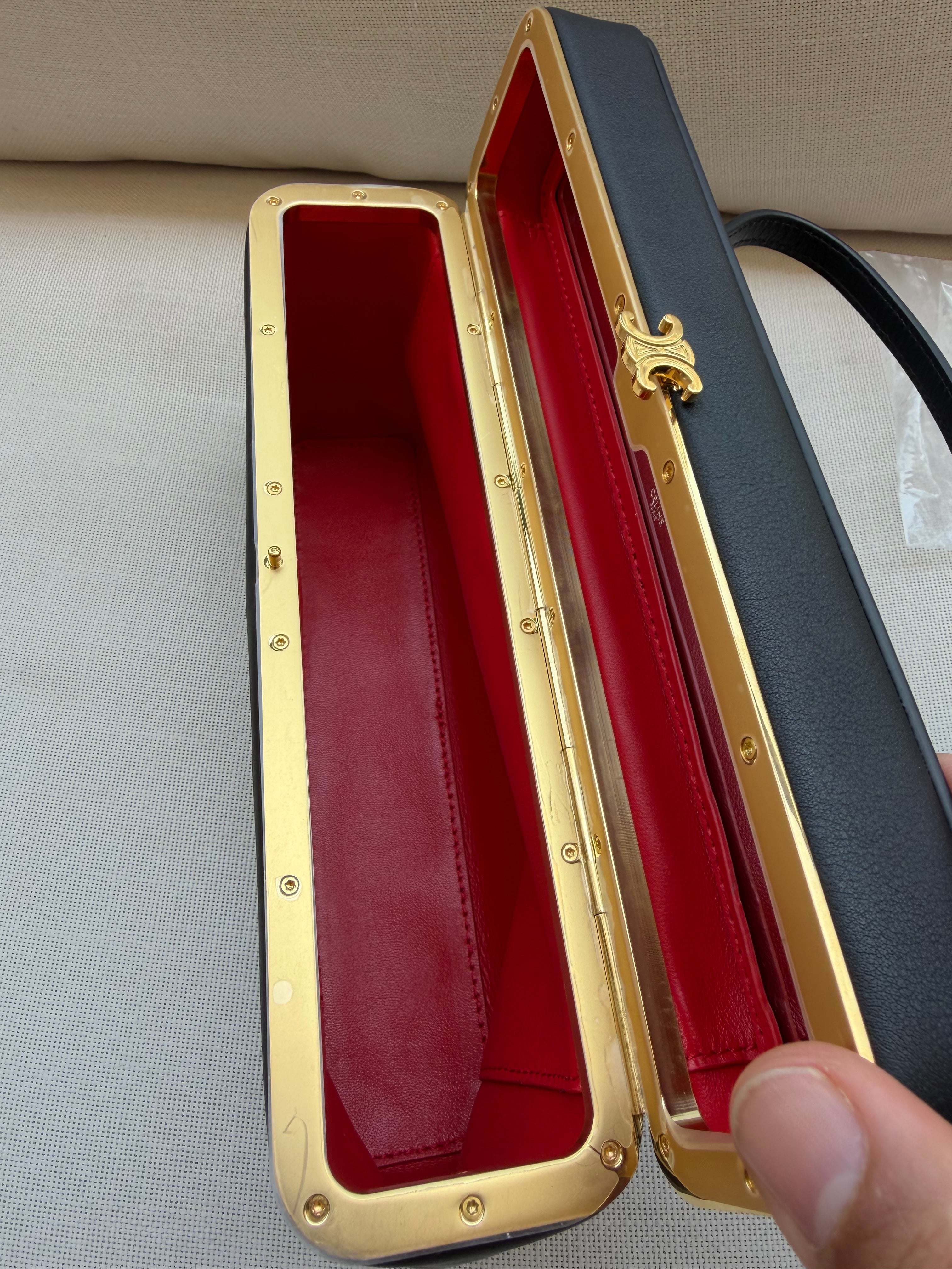 Image of CELINE bag שחור במלאי
