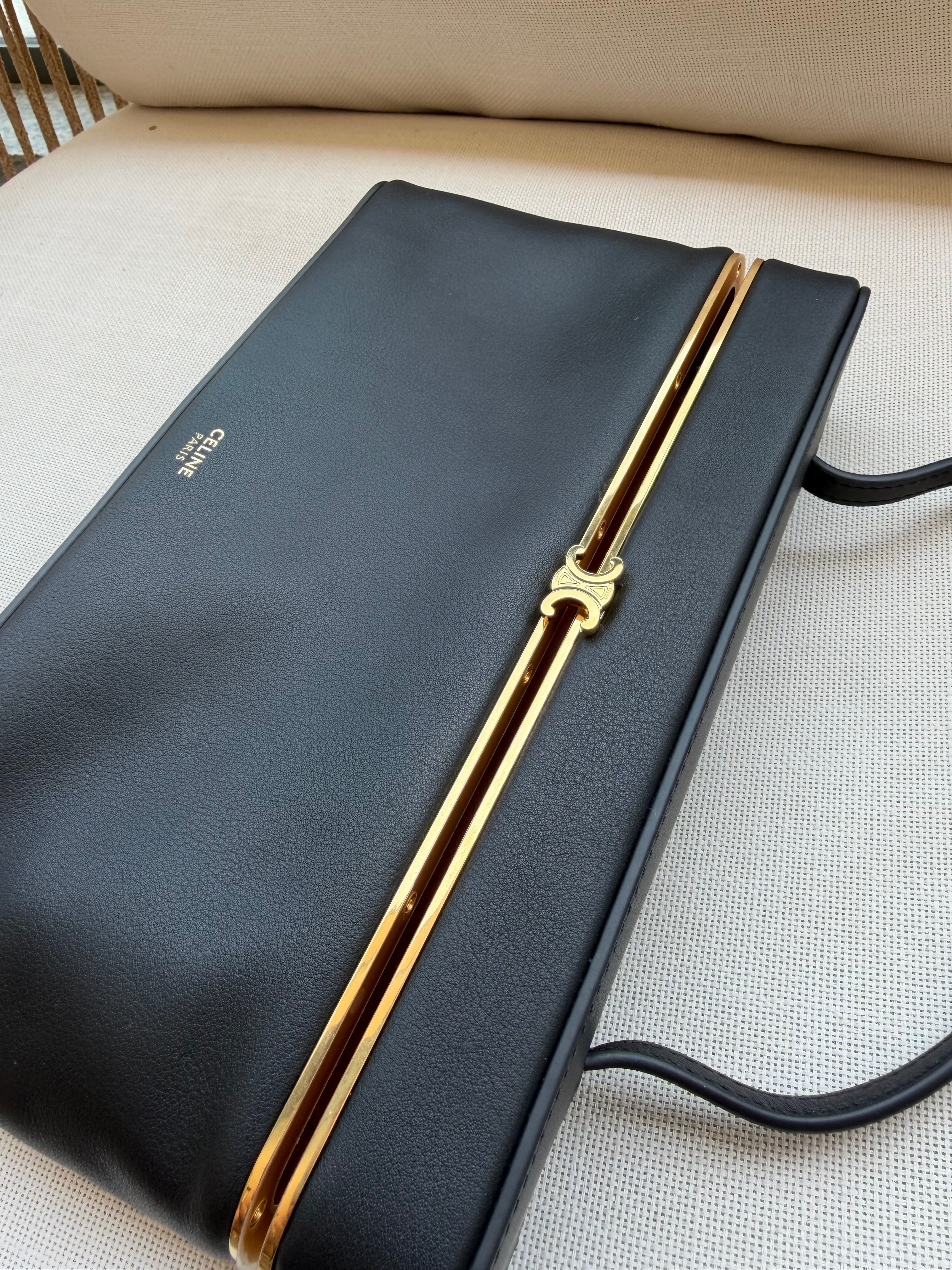 Image of CELINE bag שחור במלאי