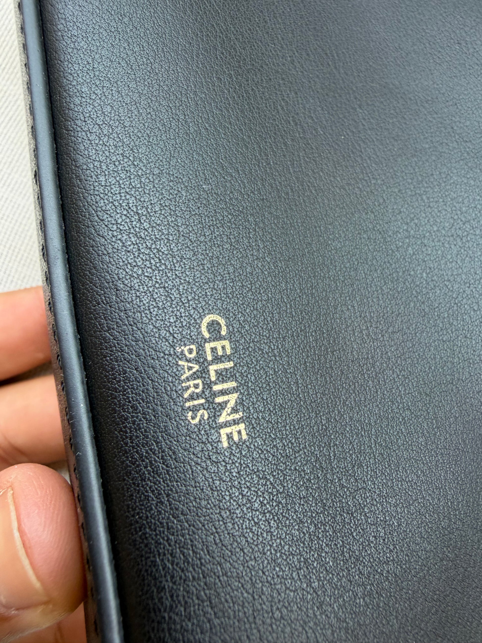 CELINE bag שחור במלאי