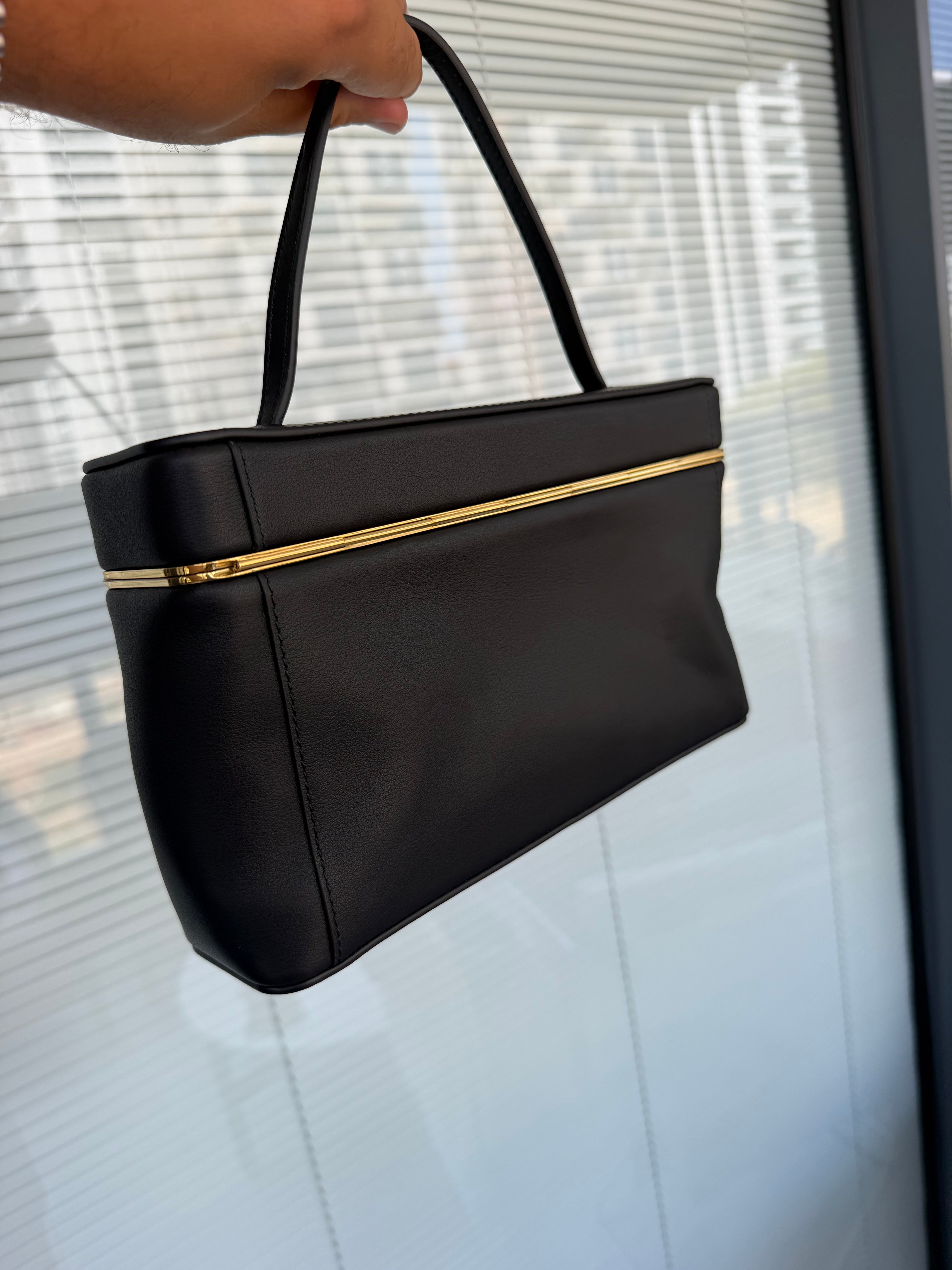 Image of CELINE bag שחור במלאי