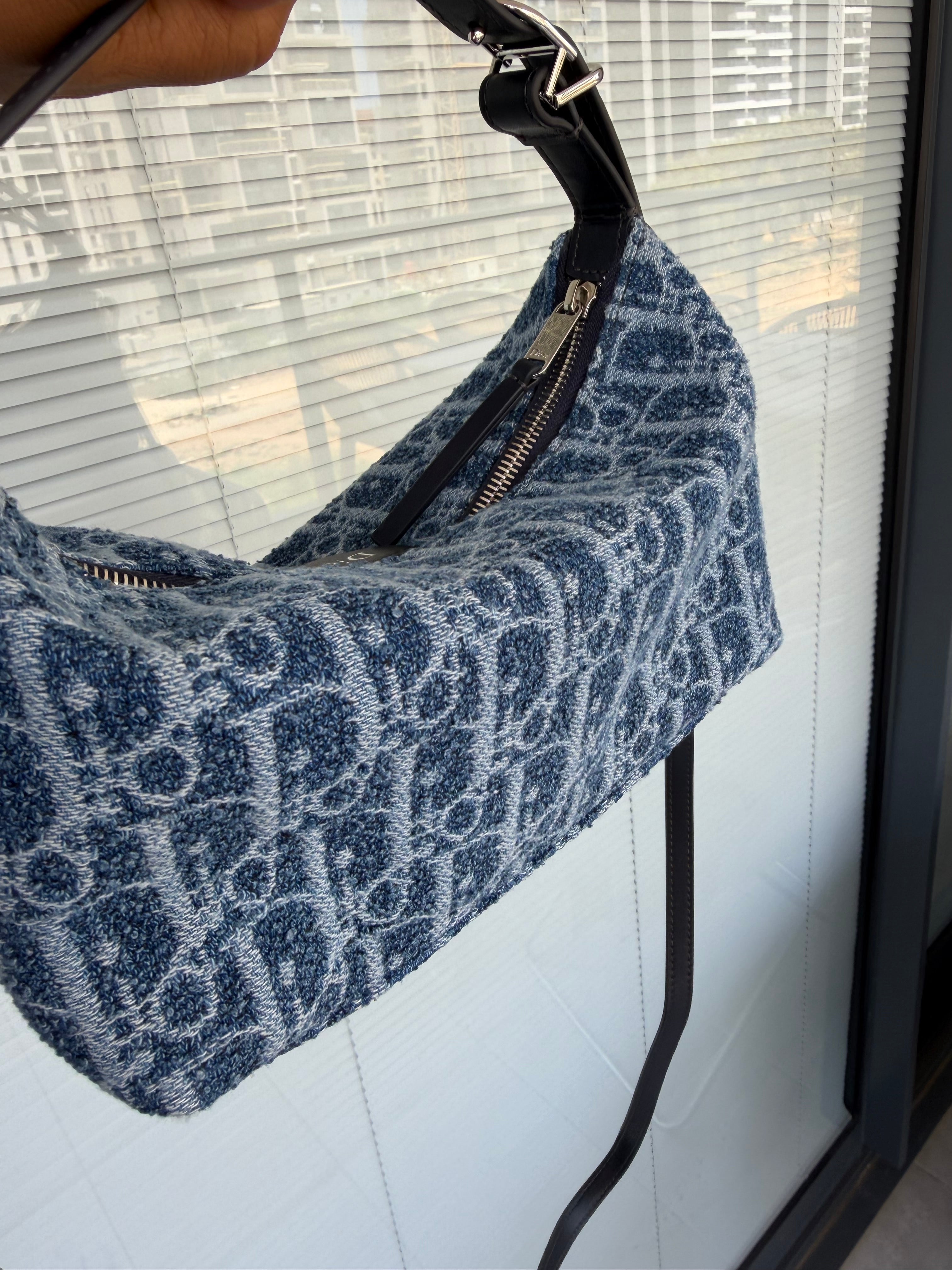 Image of DIOR bag במלאי