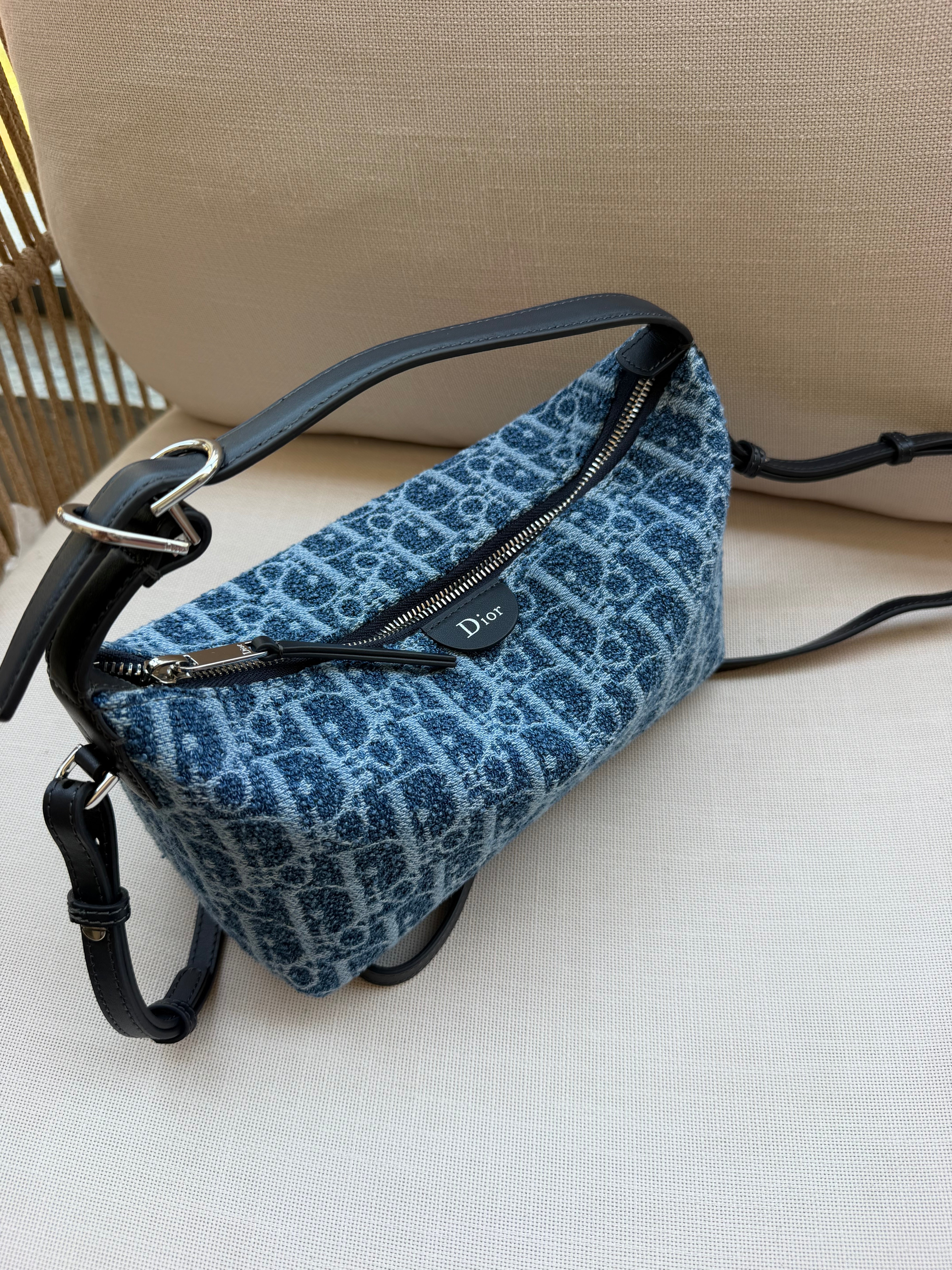 Image of DIOR bag במלאי
