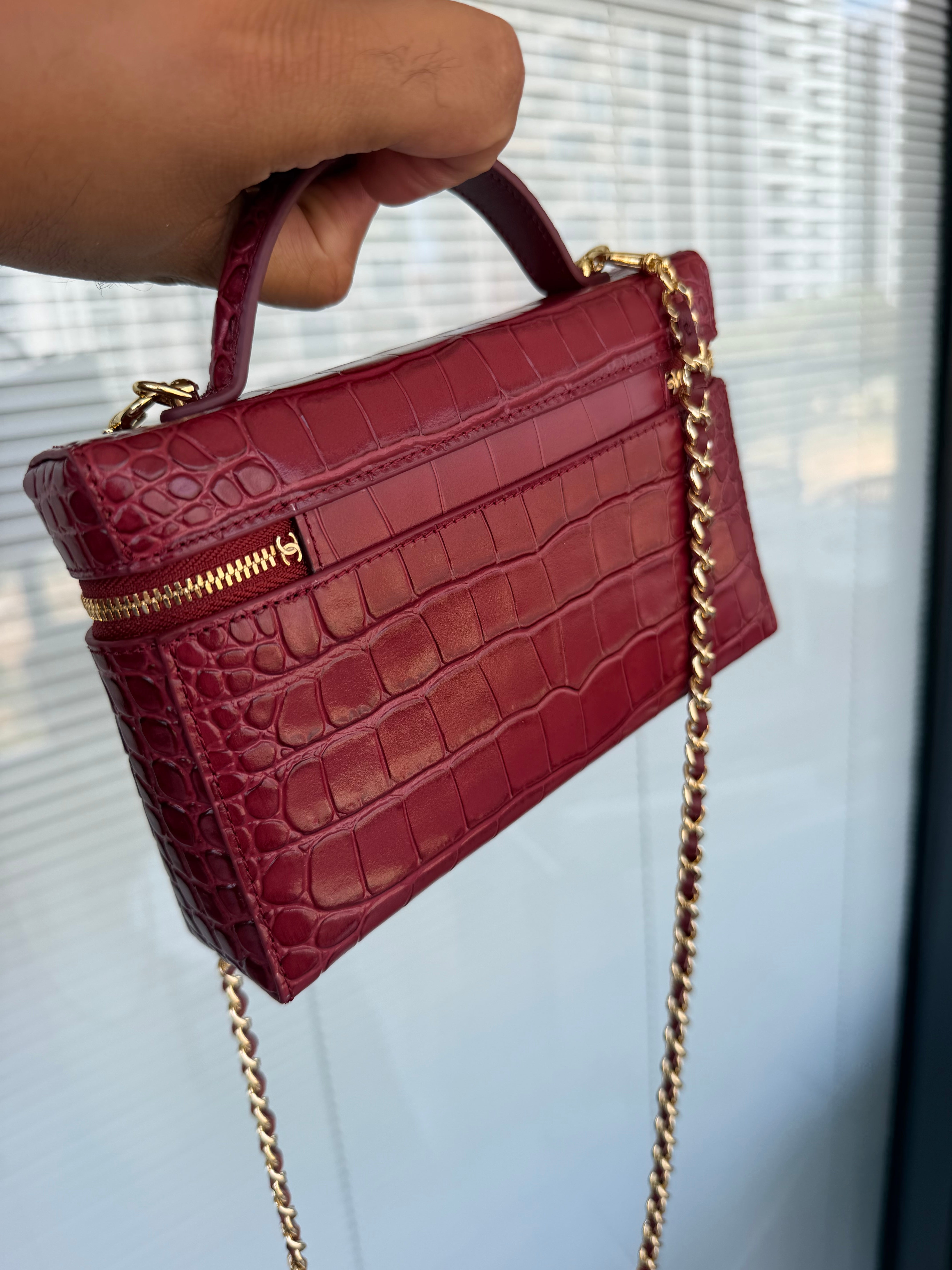 Image of CHANEL mini bag במלאי