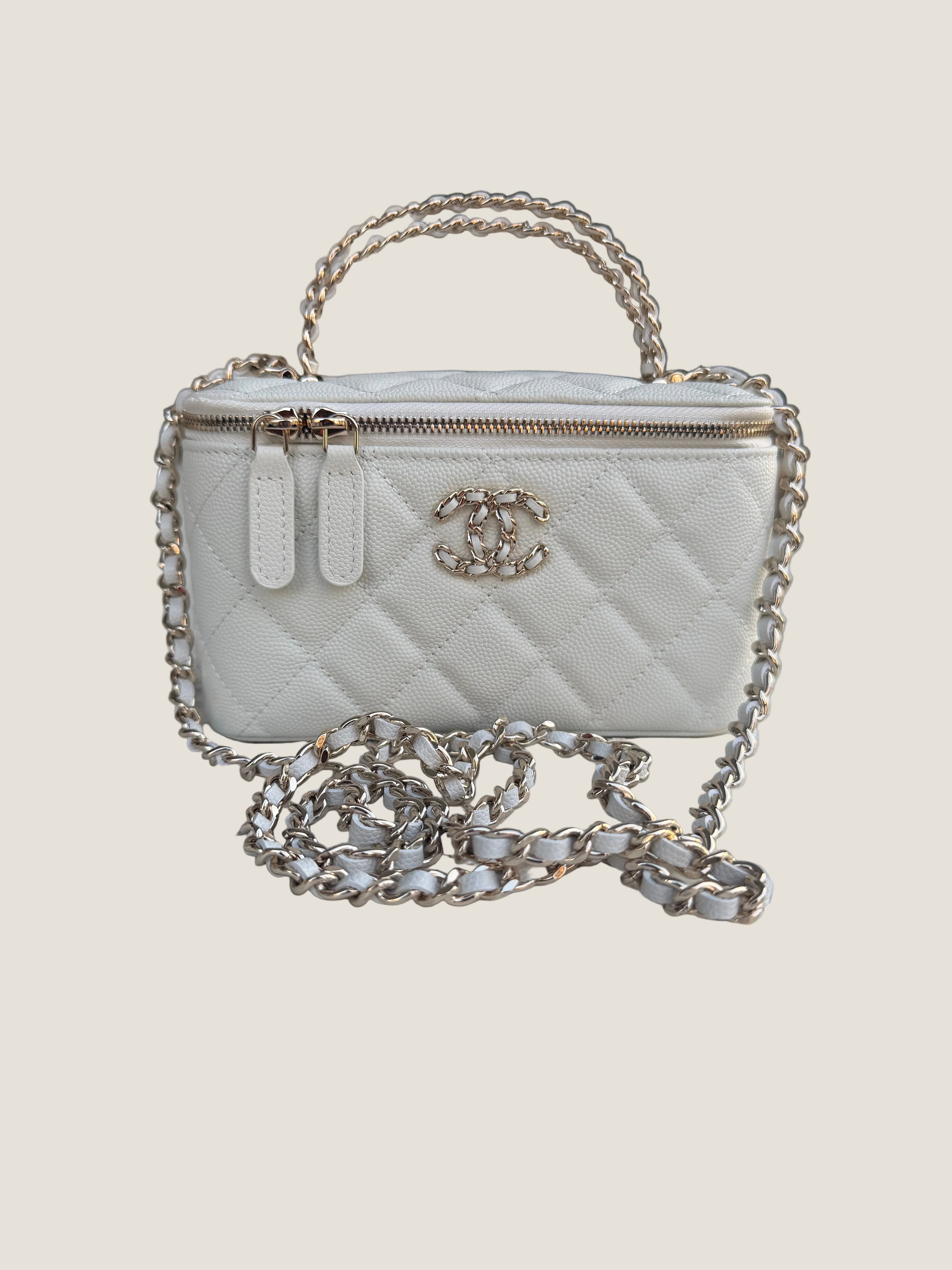 Image of CHANEL mini bag במלאי