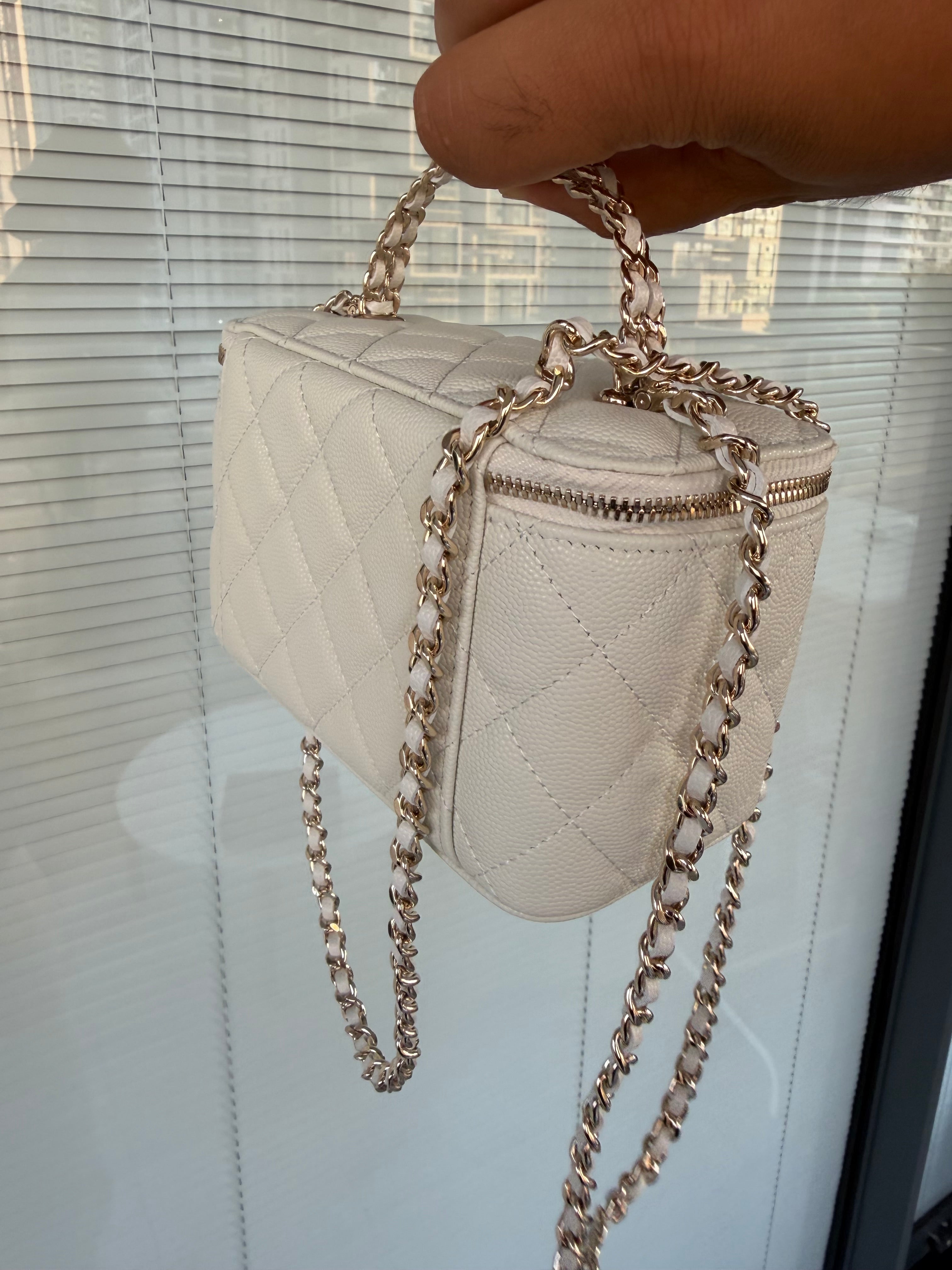 Image of CHANEL mini bag במלאי