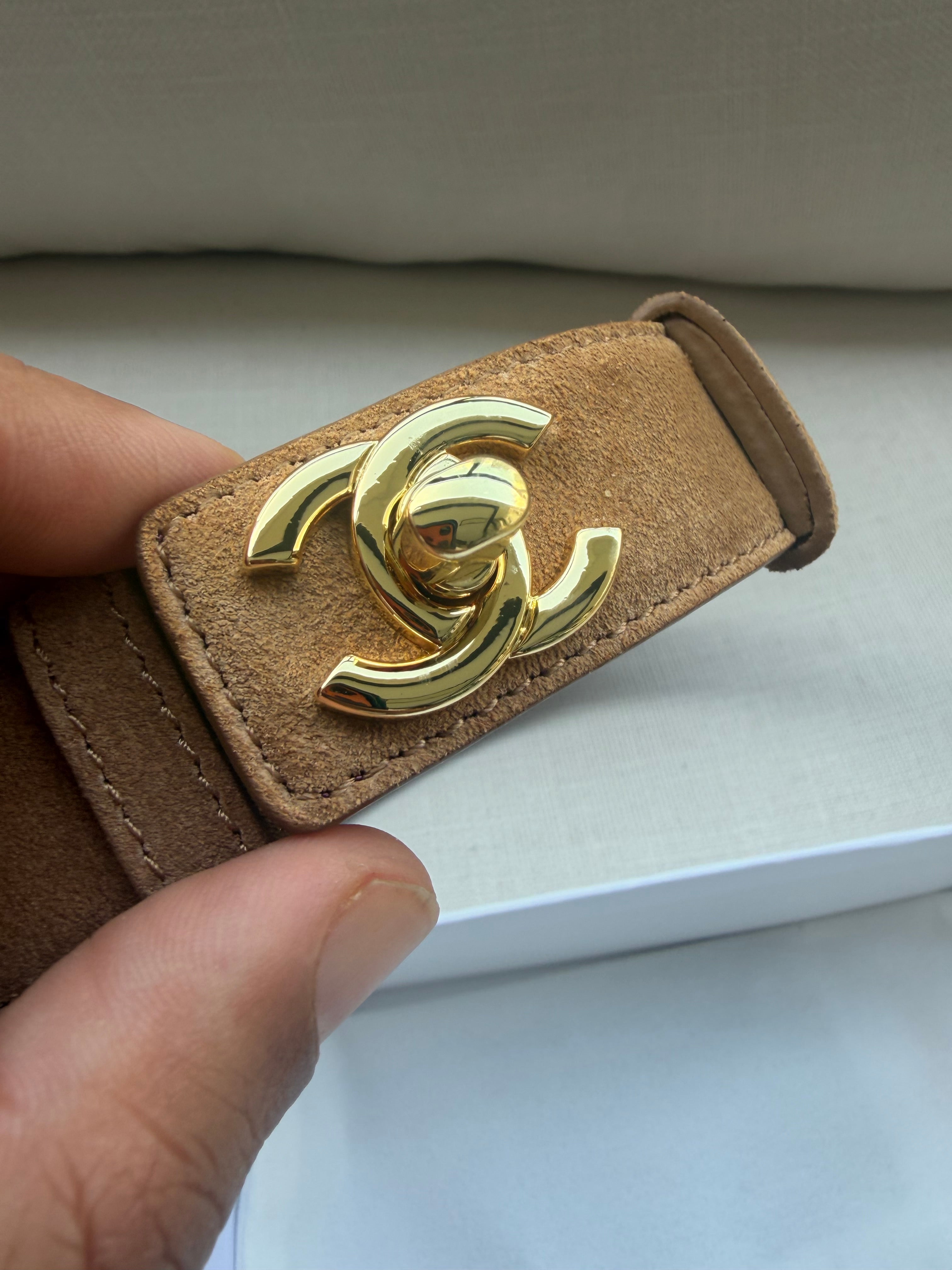 Image of CHANEL חגורה נפתחת במלאי