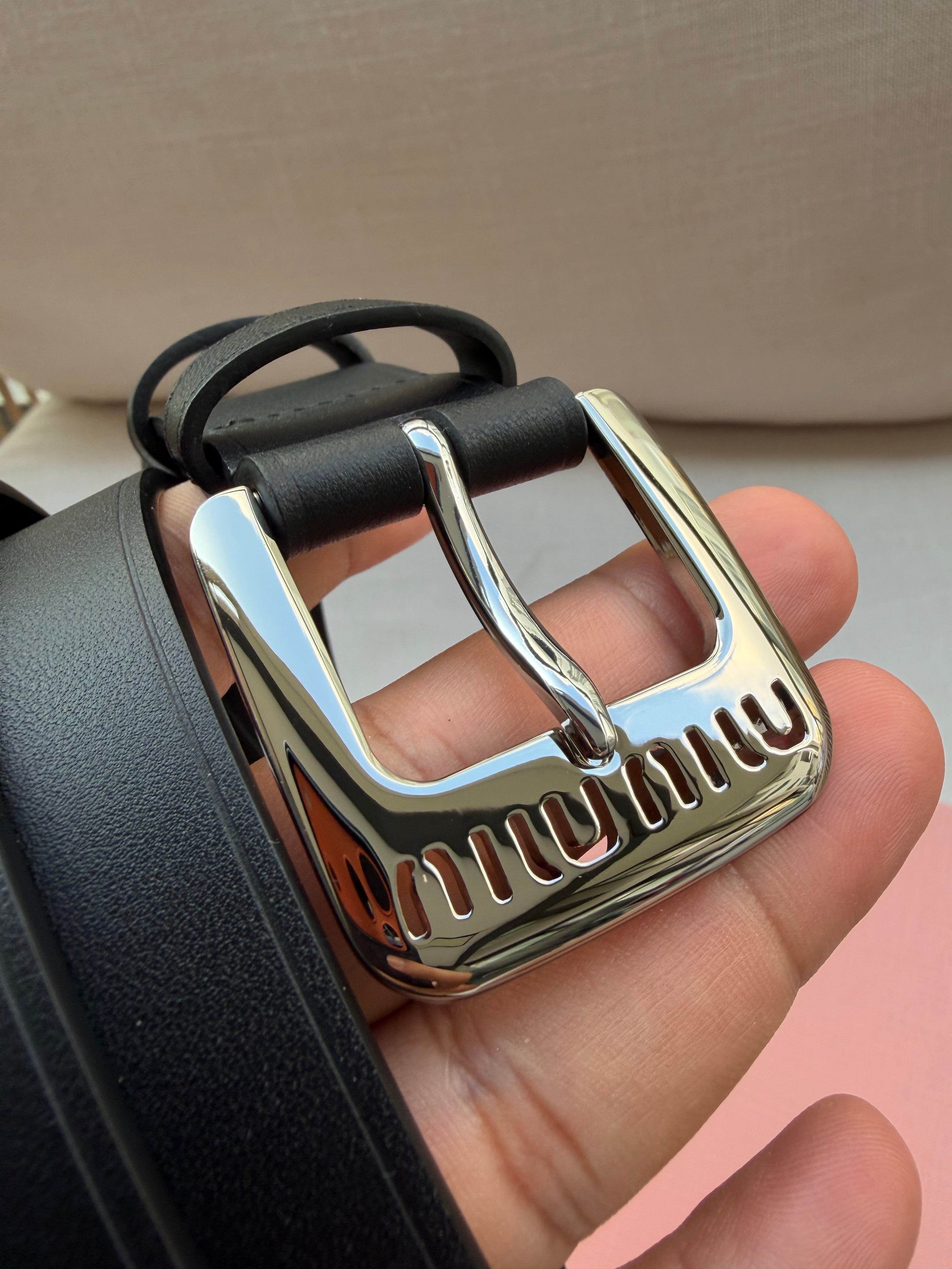 Image of חגורת עור Miu Miu במלאי