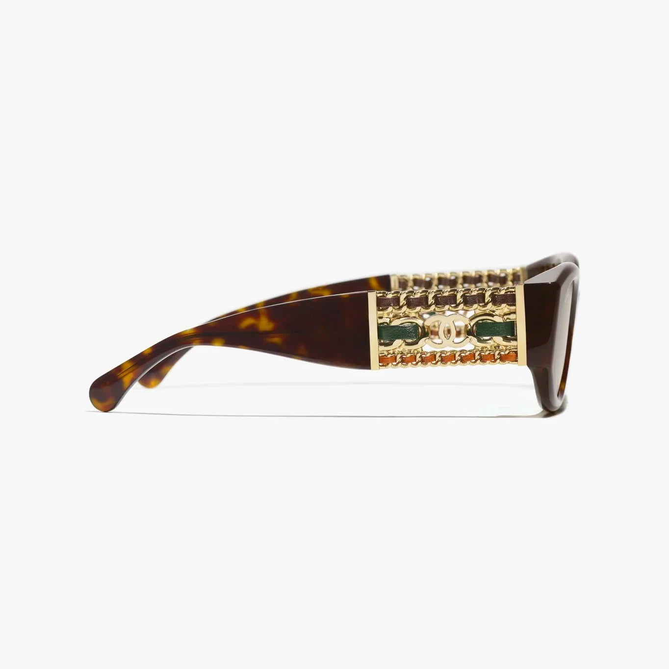 Image of CHANEL sunglasses with tortoiseshell pattern, plastic frame, 100% UVA/UVB protection.